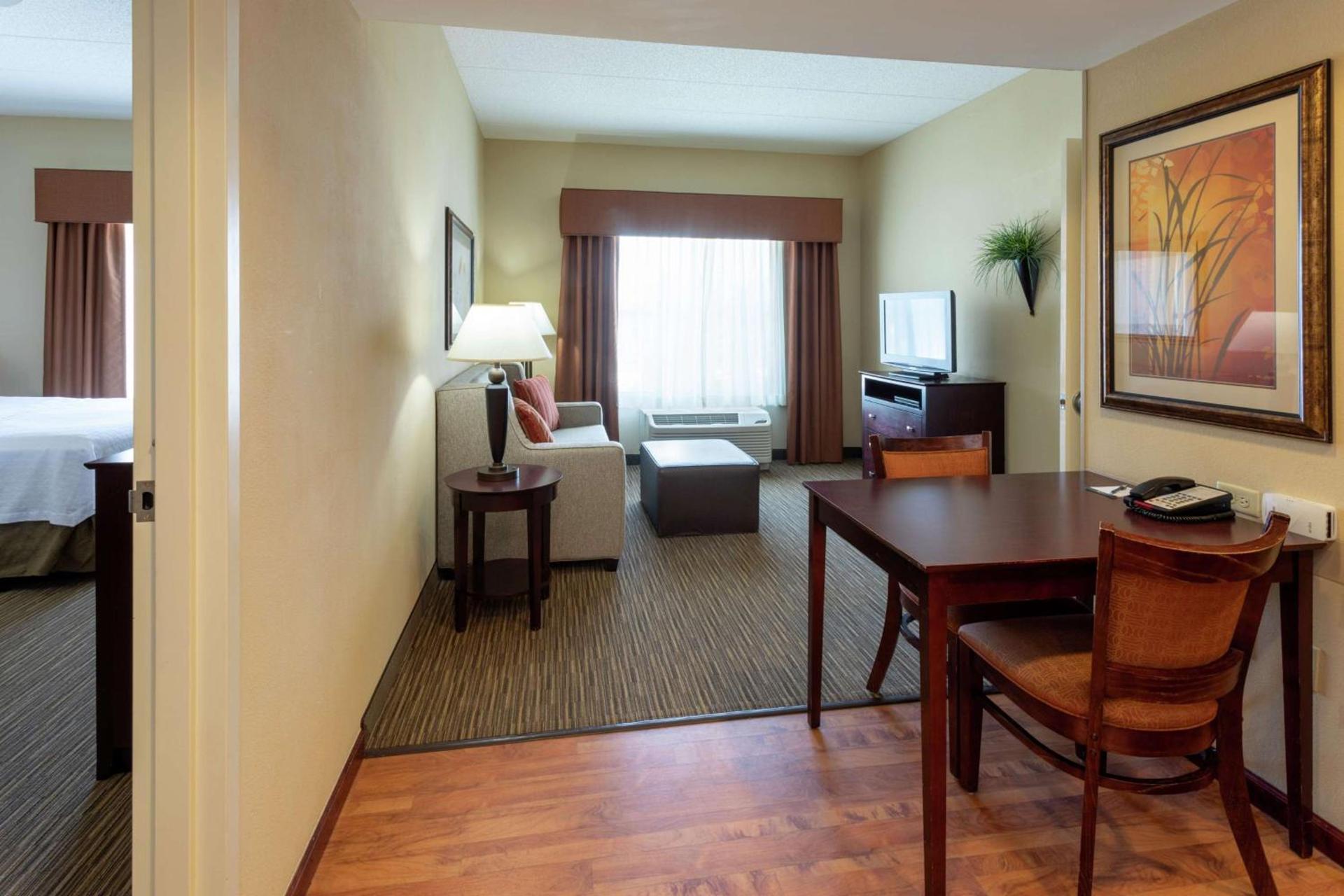 Homewood Suites New Brighton photo 12
