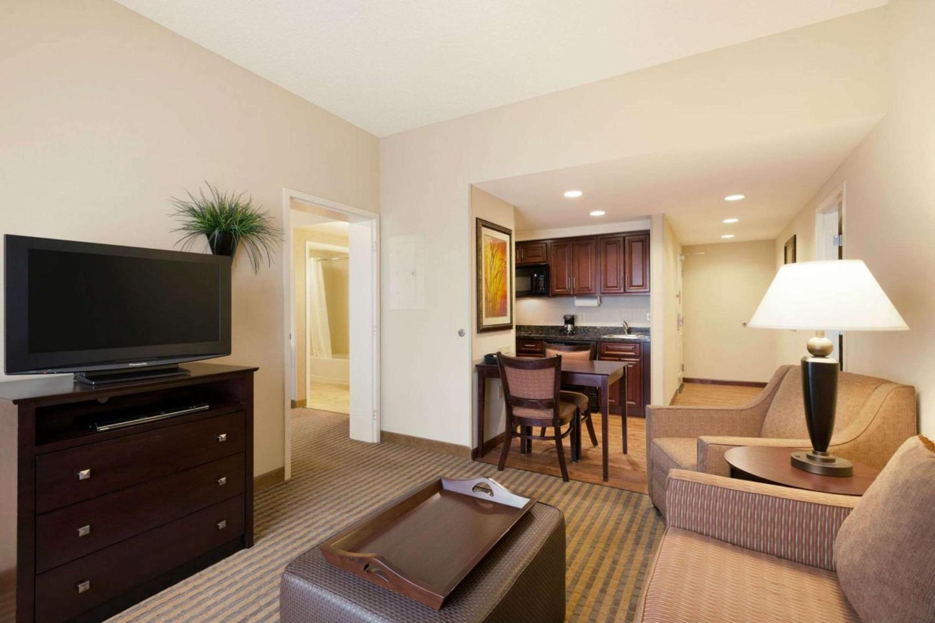 Homewood Suites New Brighton photo 24