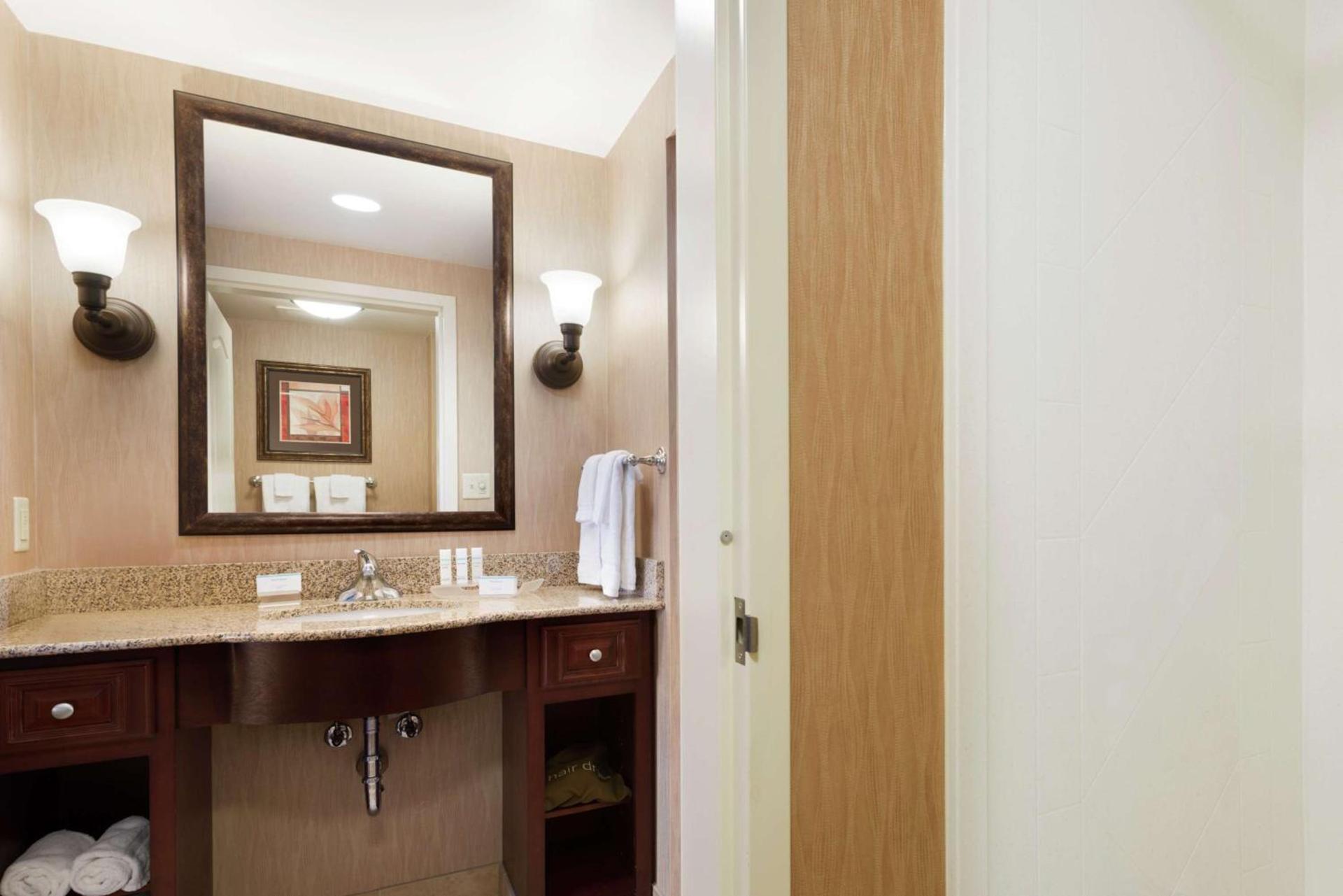 Homewood Suites New Brighton photo 34