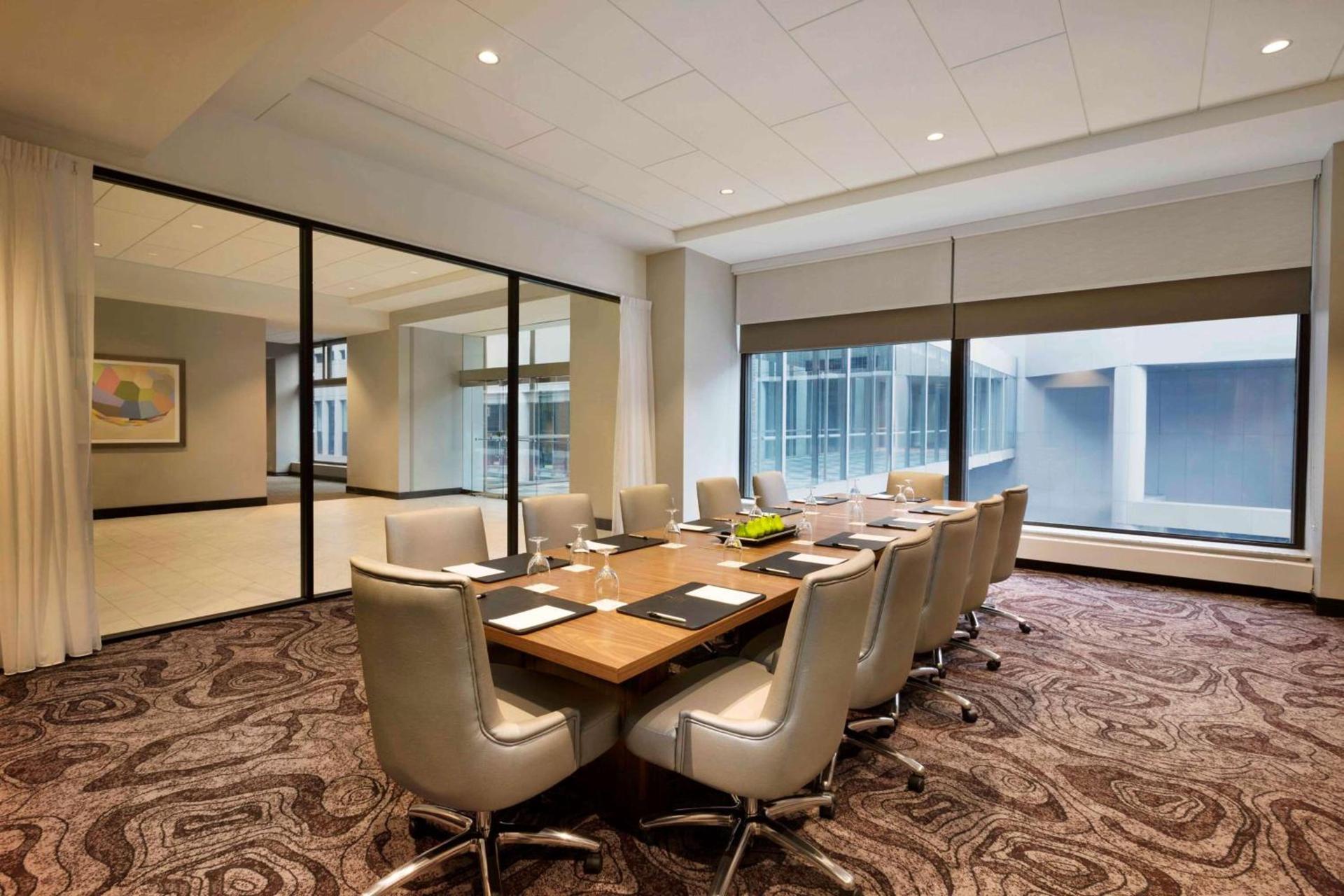 Embassy Suites By Hilton Minneapolis Downtown Hotel photo 33