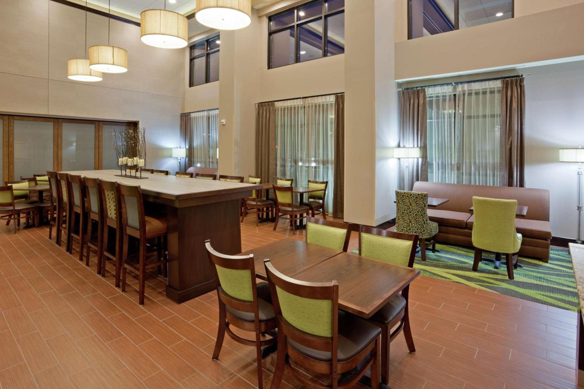 Hampton Inn & Suites Minneapolis West/ Minnetonka photo 6