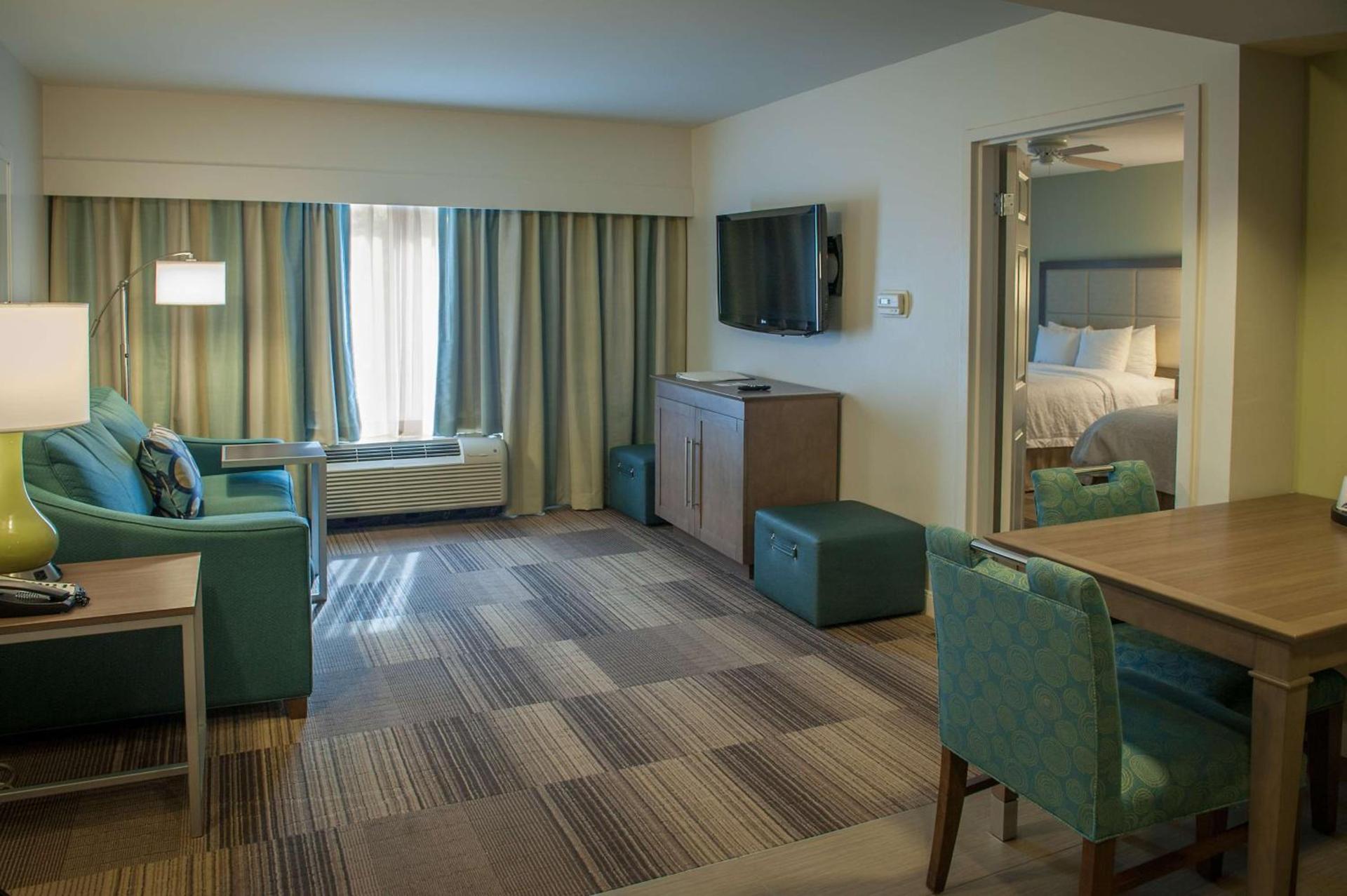 Hampton Inn & Suites New Orleans/Elmwood photo 34