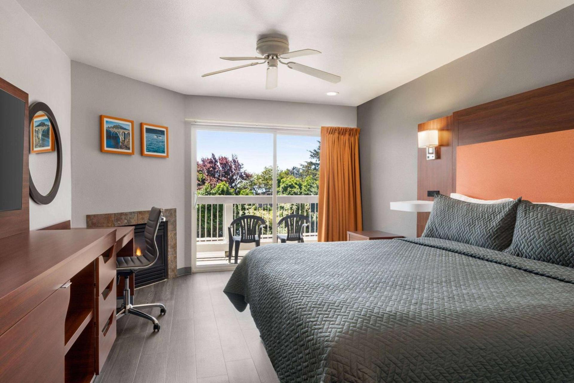 Travelodge by Wyndham Depoe Bay photo 18
