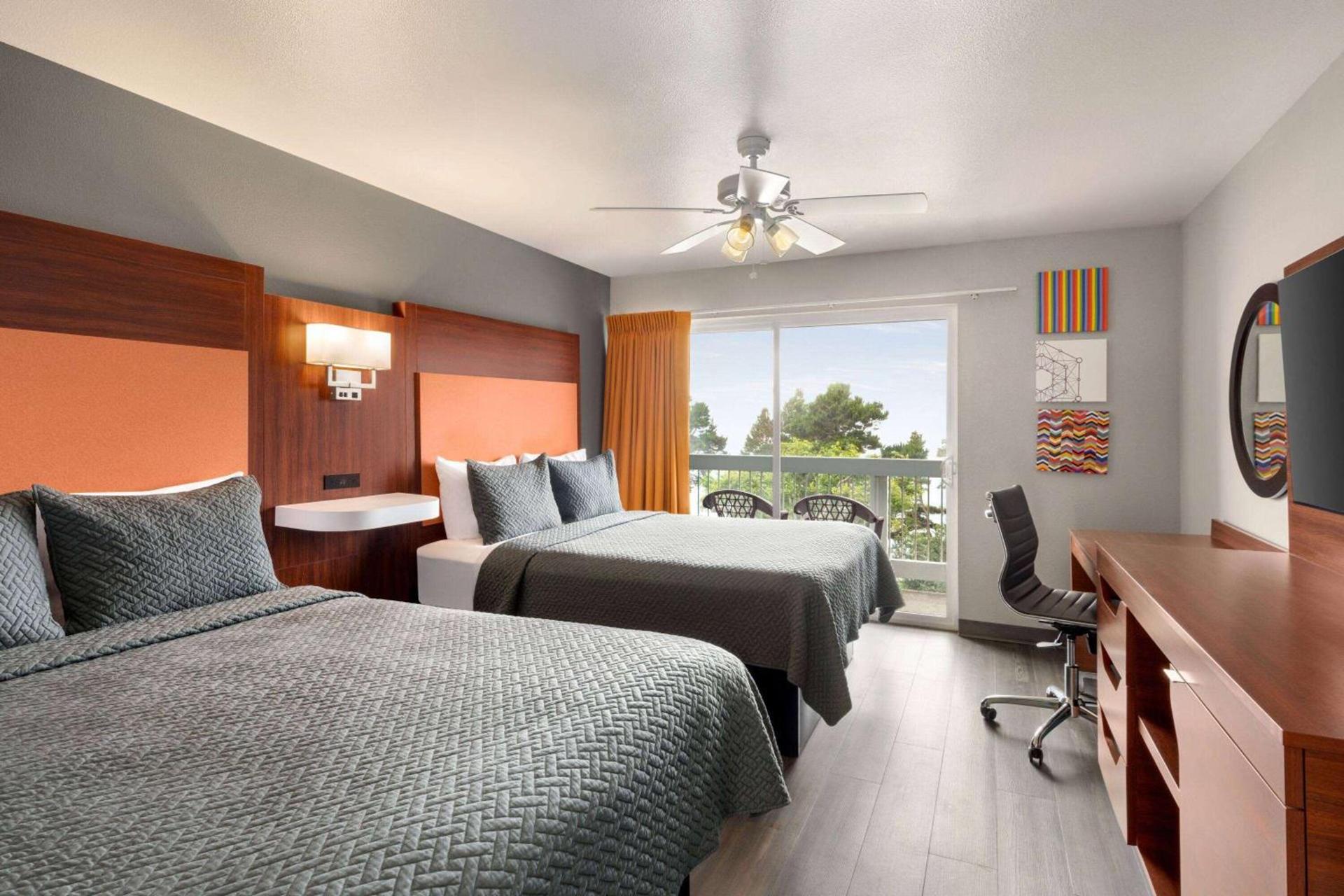 Travelodge by Wyndham Depoe Bay photo 36
