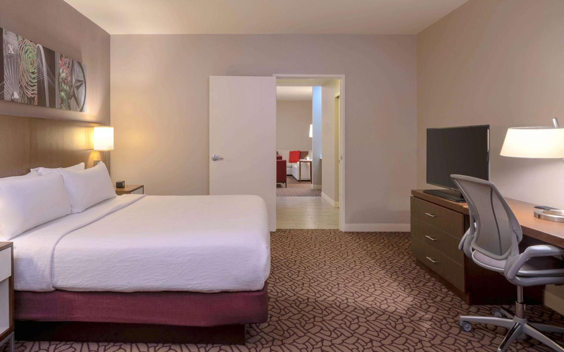 Hilton Garden Inn Downtown Dallas photo 40