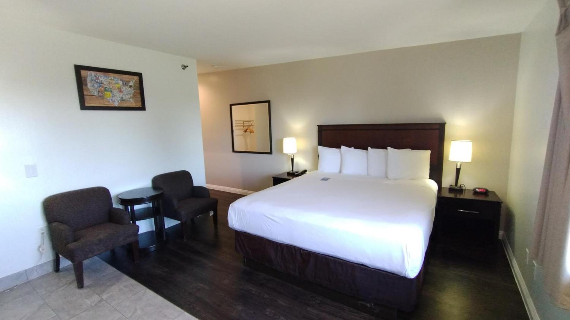 Baymont by Wyndham Ontario photo 5