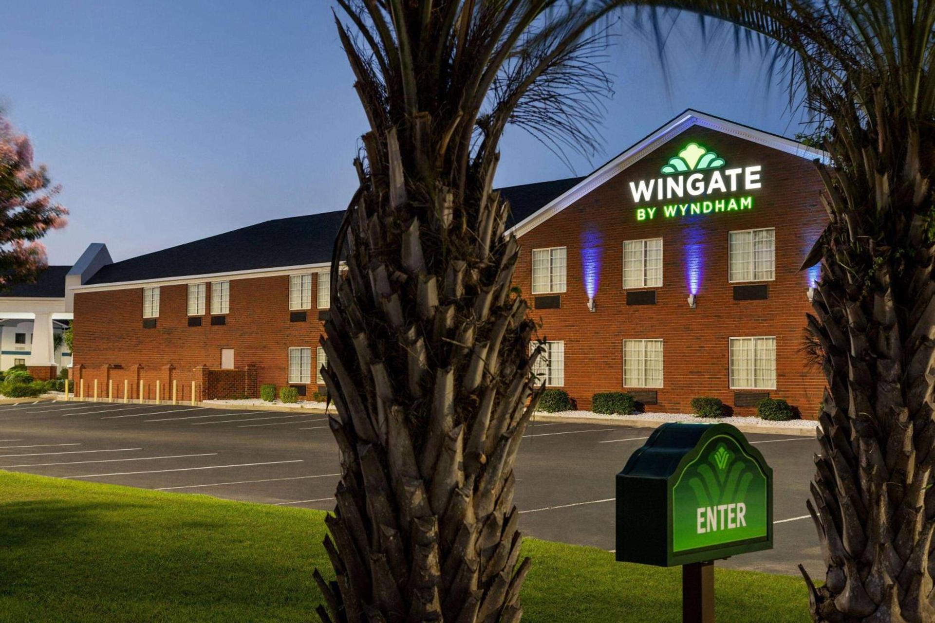 Wingate by Wyndham Savannah I-95 North photo 2