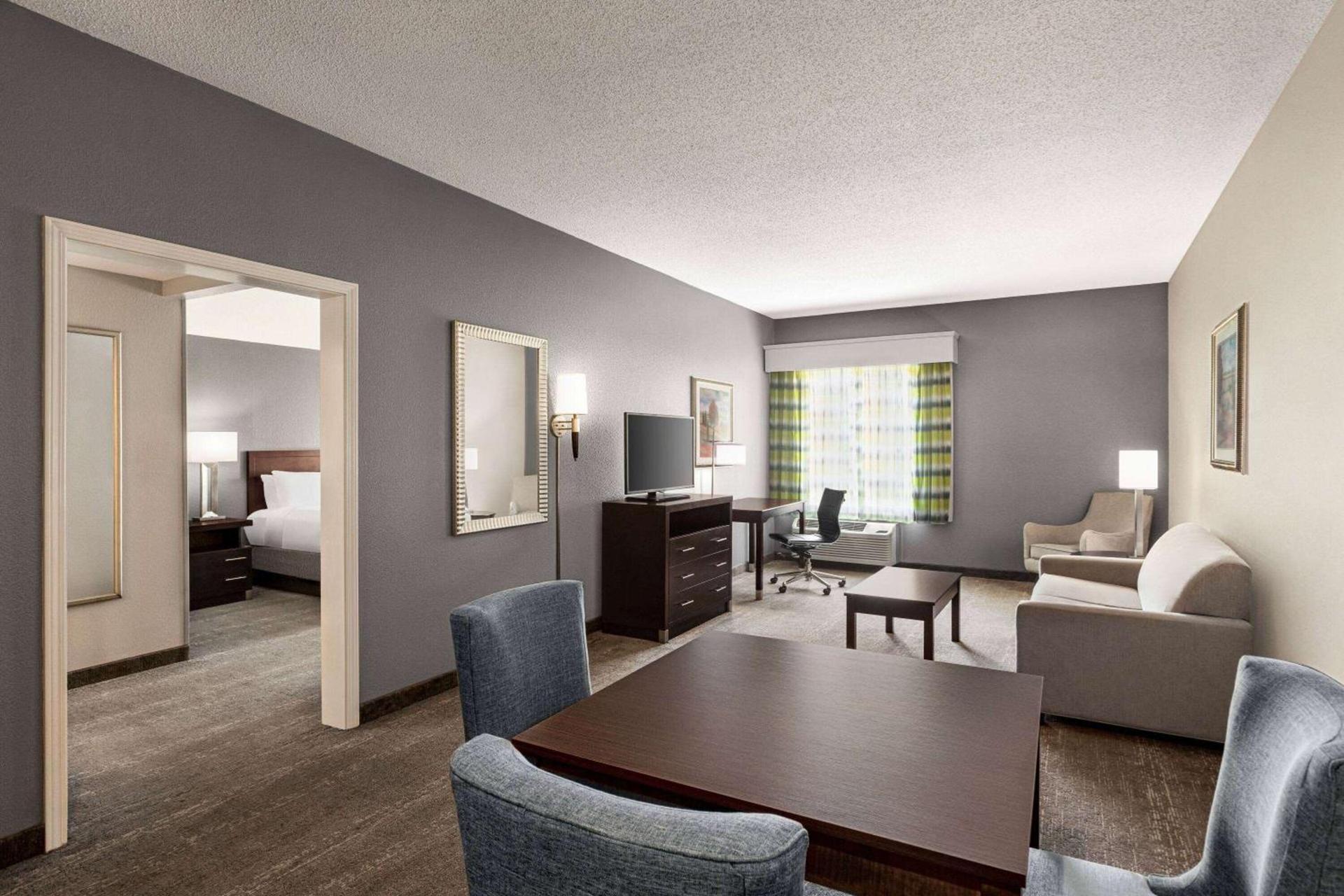 Wingate by Wyndham Savannah I-95 North photo 32