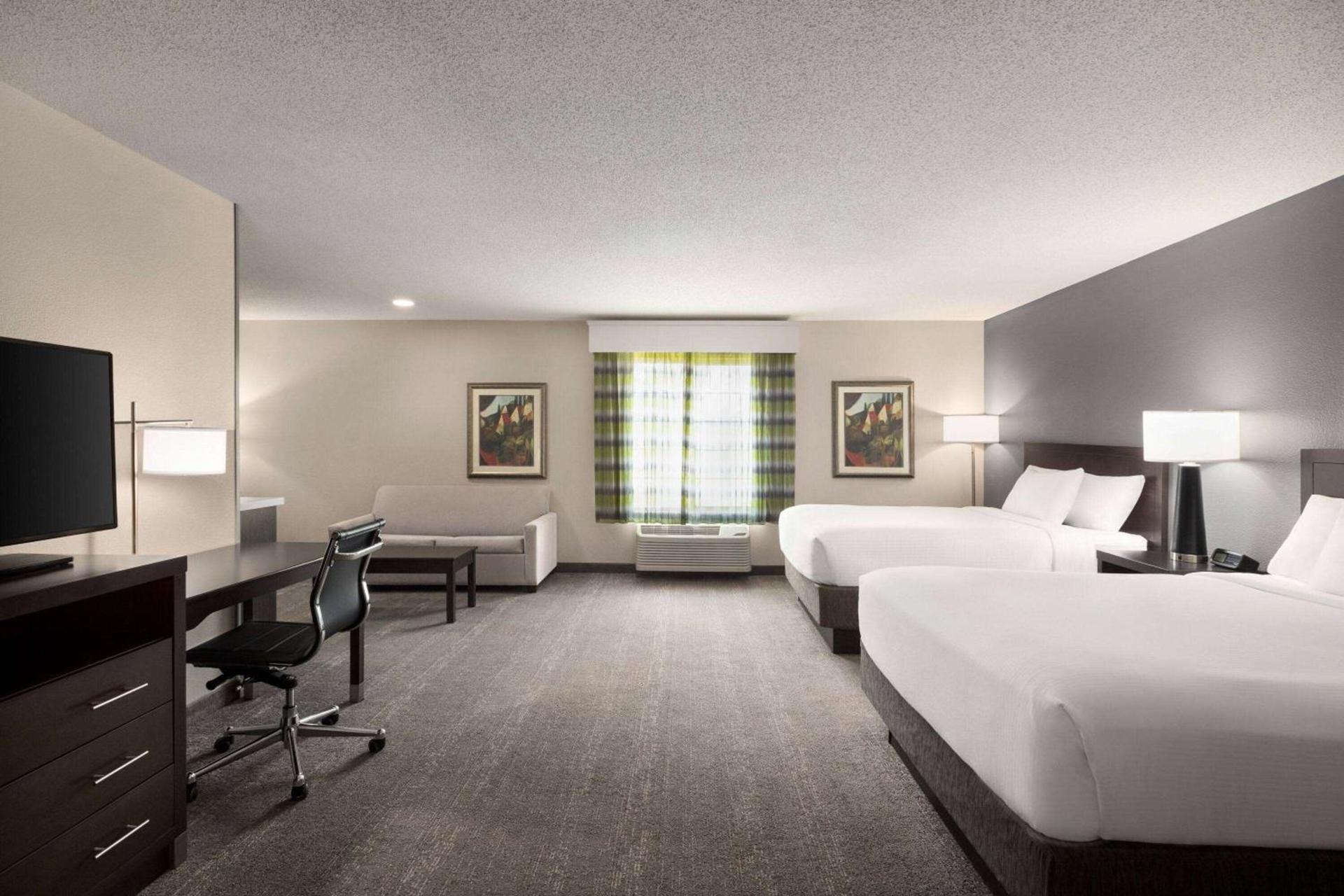 Wingate by Wyndham Savannah I-95 North photo 37