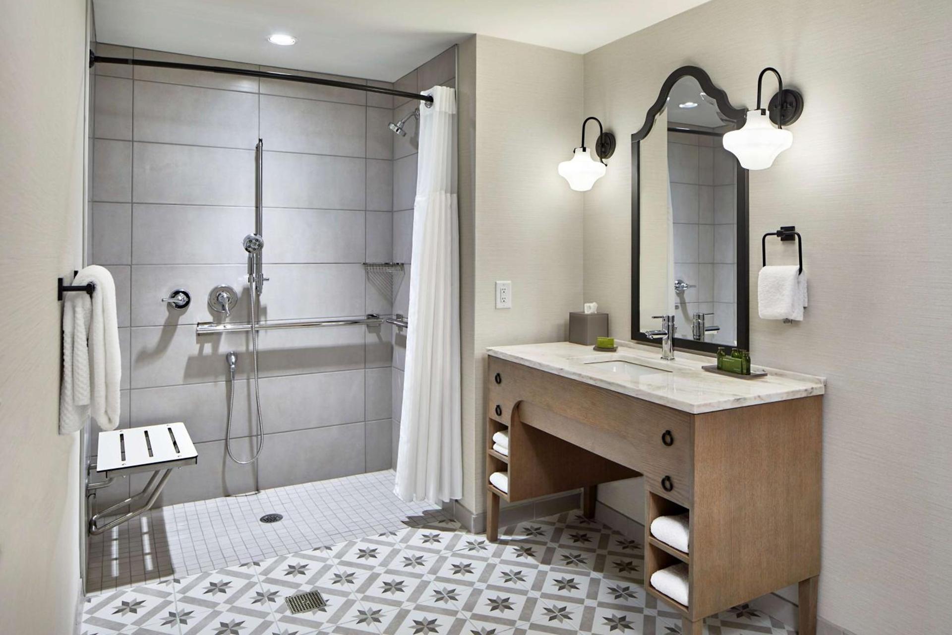 The Hamilton Alpharetta, Curio Collection By Hilton photo 15