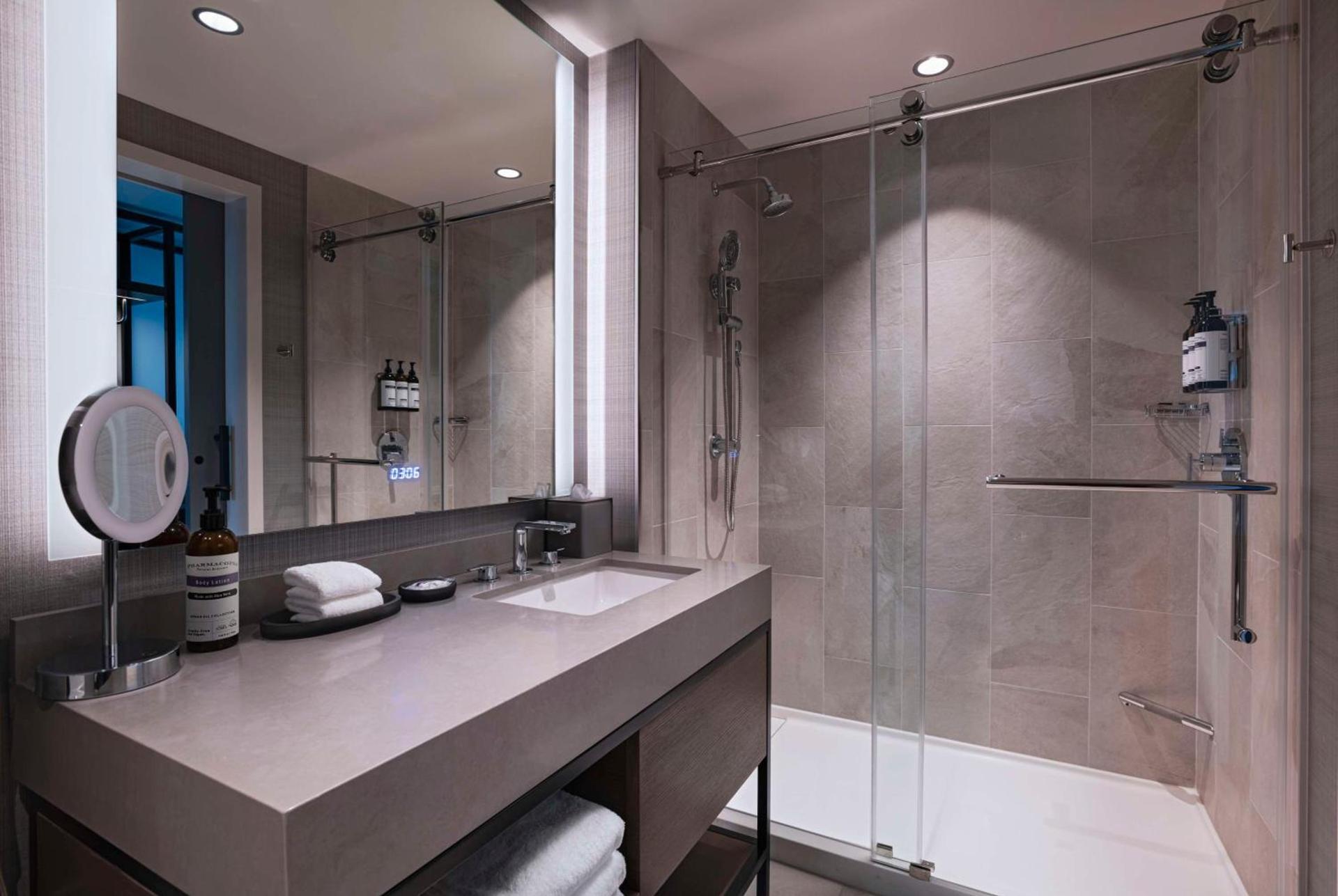 Hyatt Regency Baytown-Houston photo 32