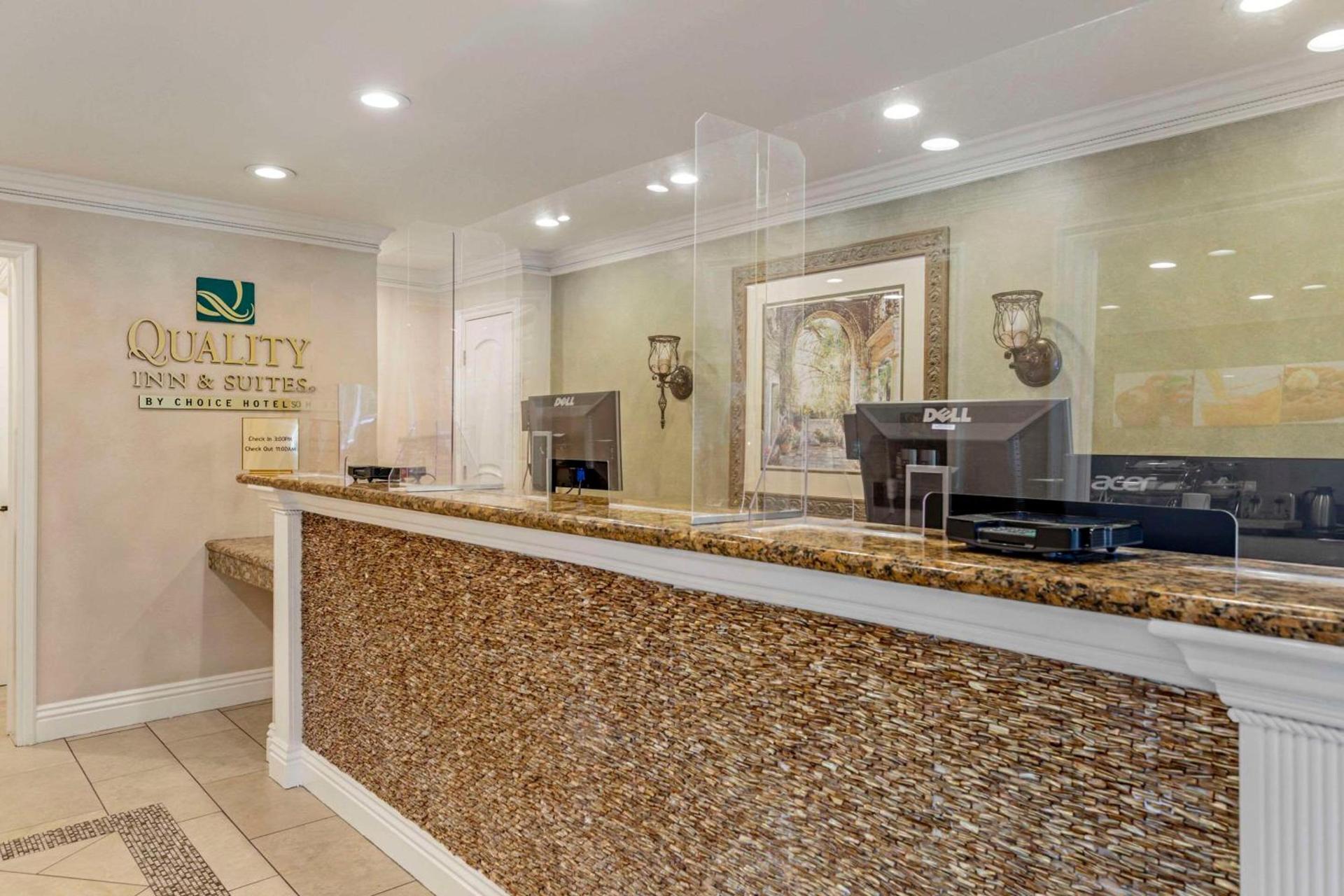 Quality Inn & Suites Anaheim Maingate photo 4