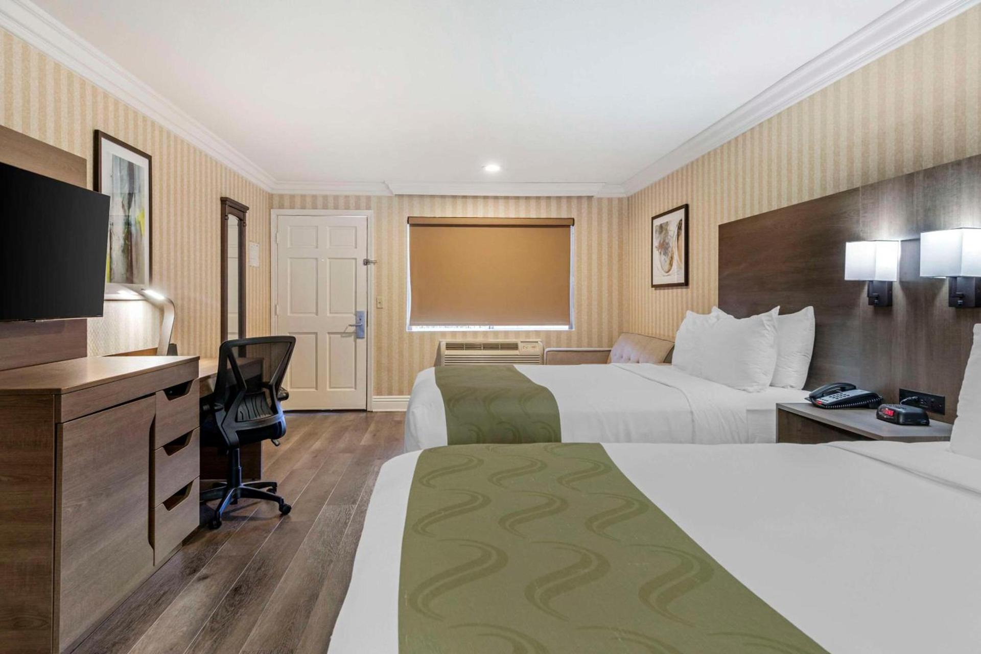Quality Inn & Suites Anaheim Maingate photo 11
