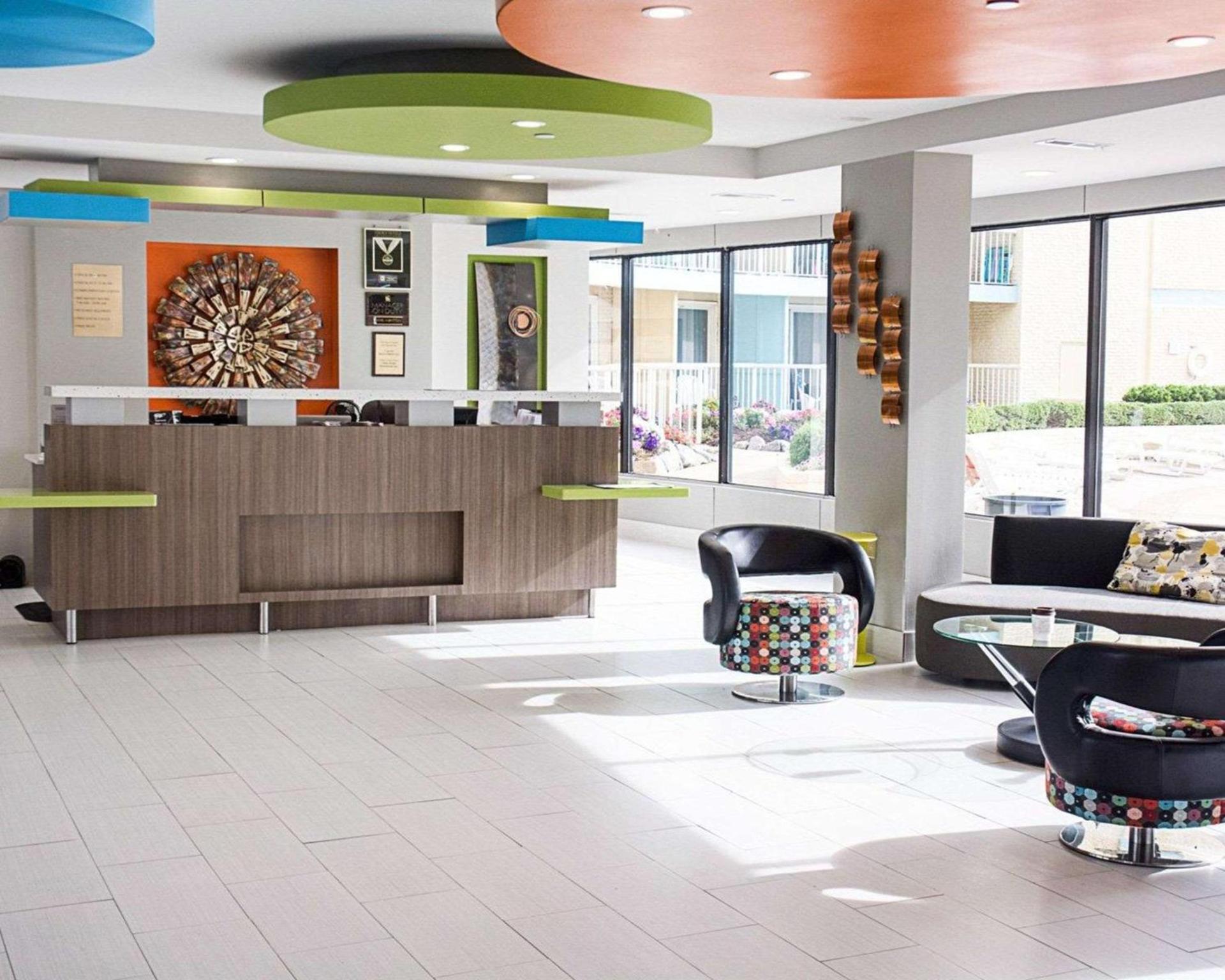 Spark by Hilton Virginia Beach Oceanfront photo 6