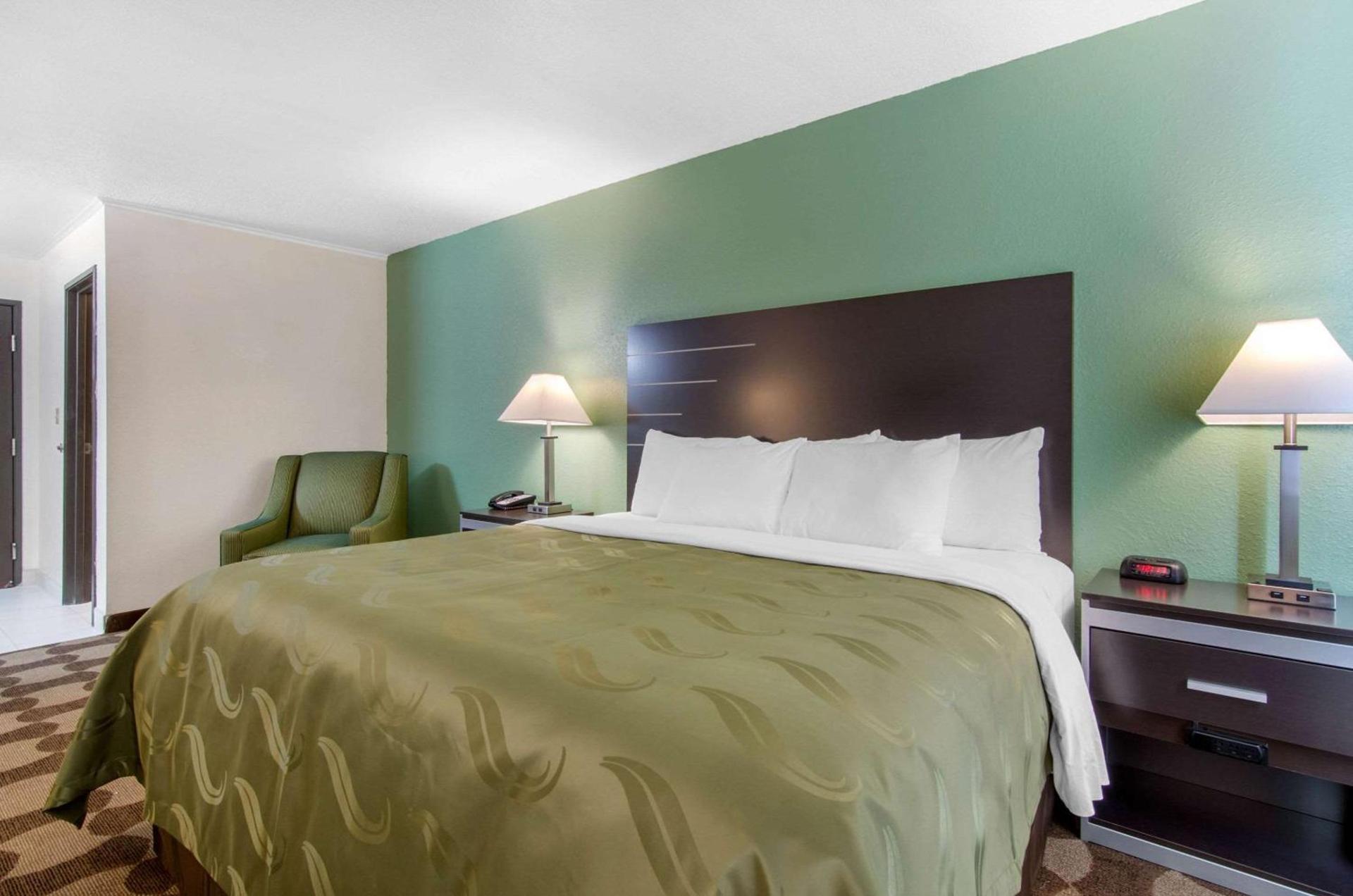 Quality Inn Russell photo 12