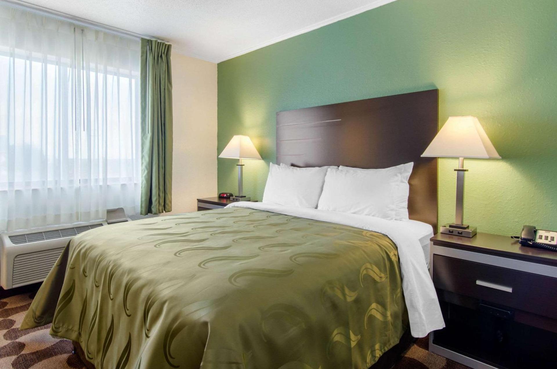 Quality Inn Russell photo 14