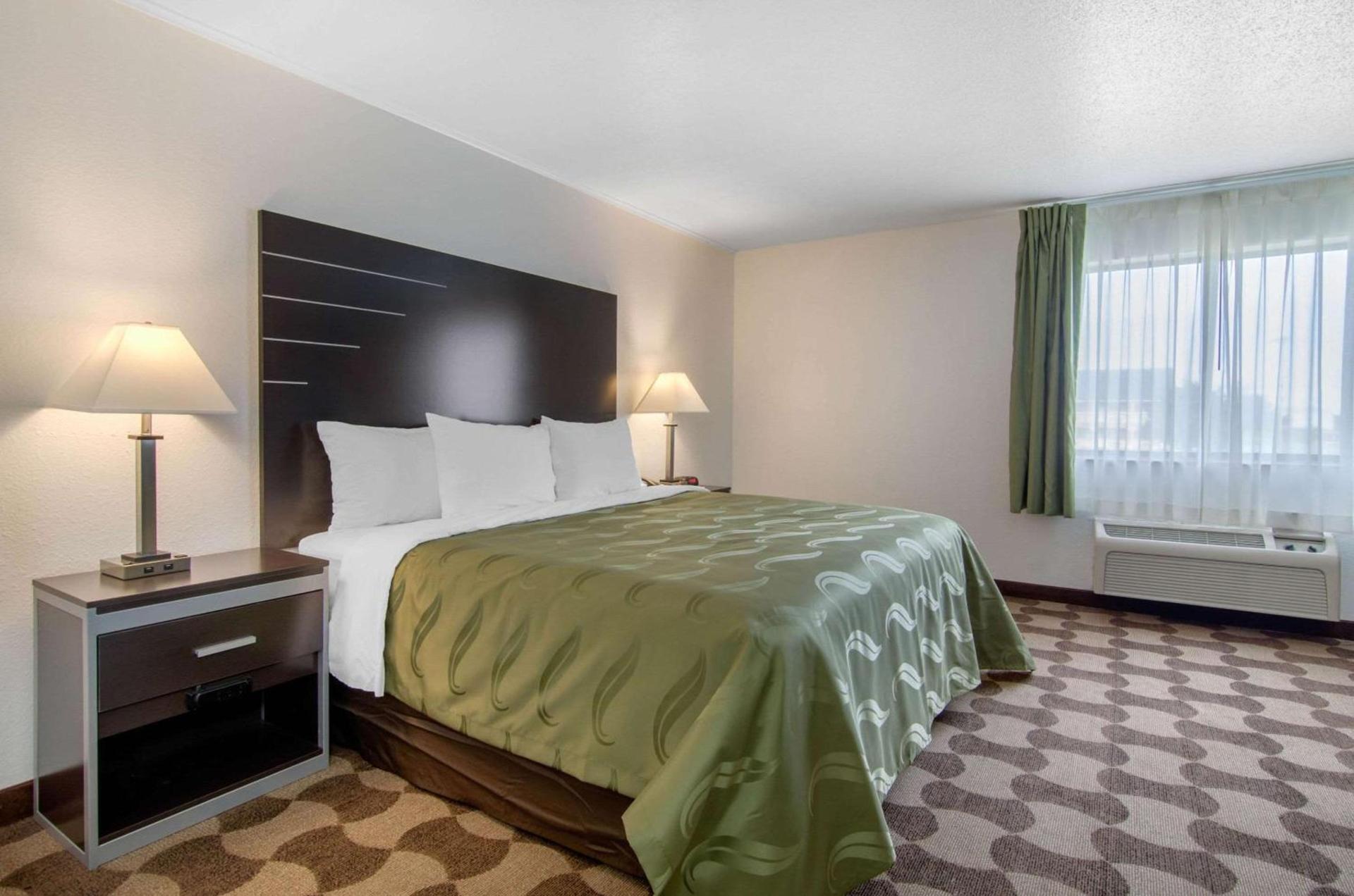 Quality Inn Russell photo 28