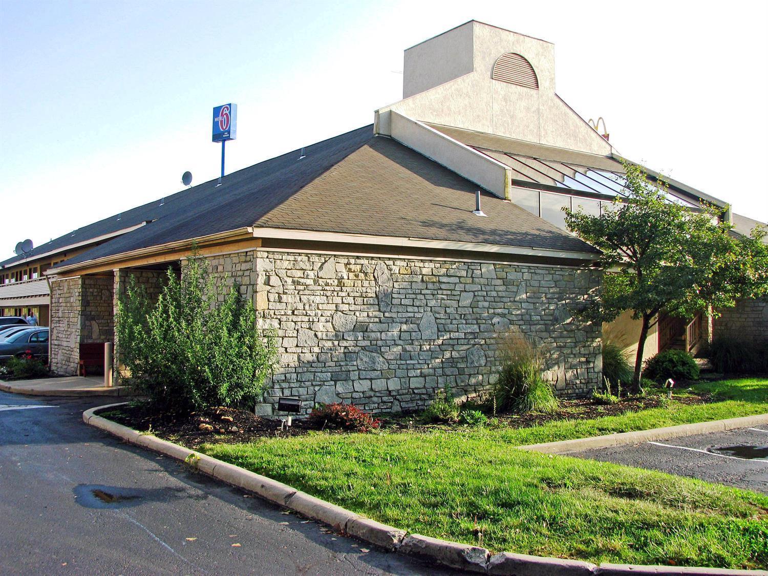 Motel 6-Dayton, OH - Englewood photo 4