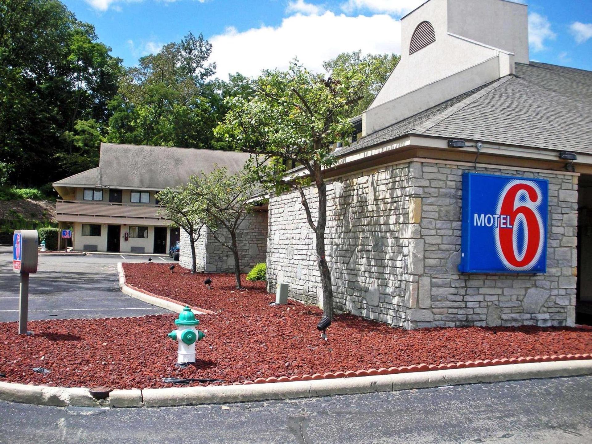 Motel 6-Dayton, OH - Englewood photo 5