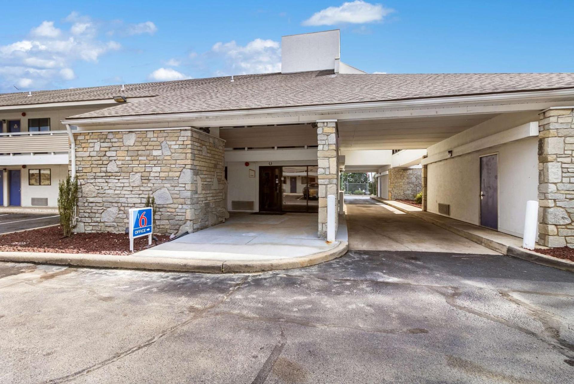 Motel 6-Dayton, OH - Englewood photo 6