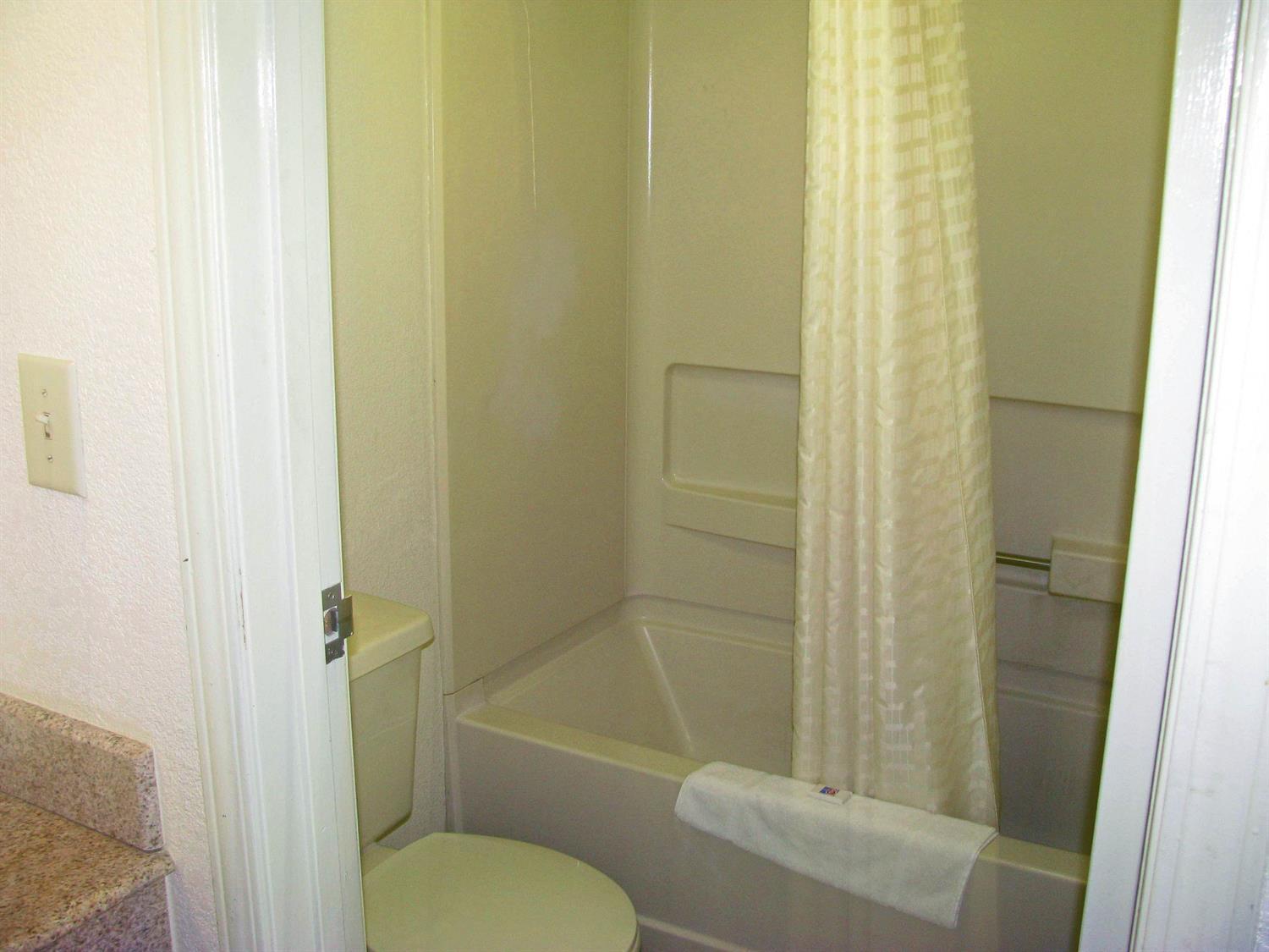 Motel 6-Dayton, OH - Englewood photo 16