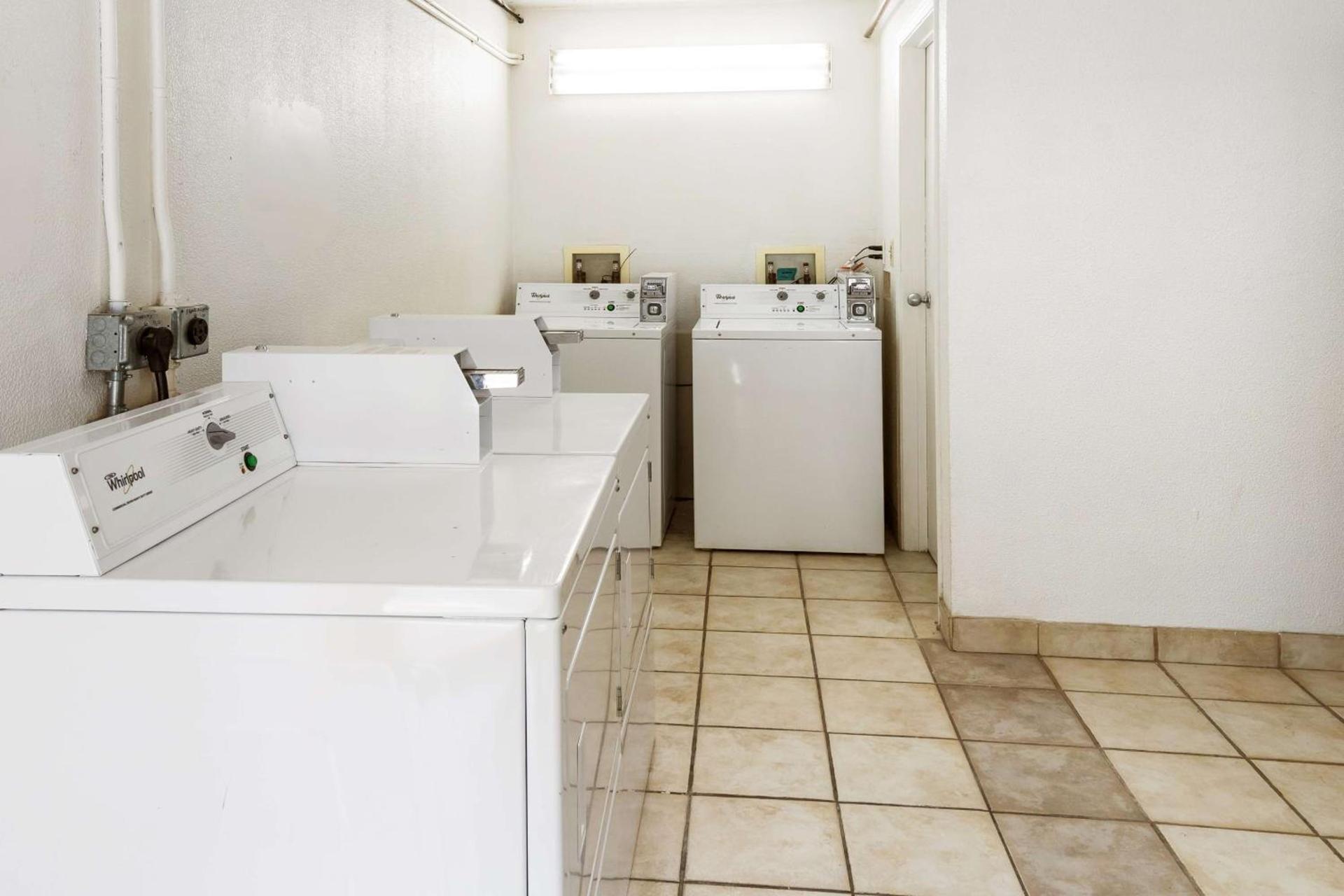 Motel 6-Dayton, OH - Englewood photo 24