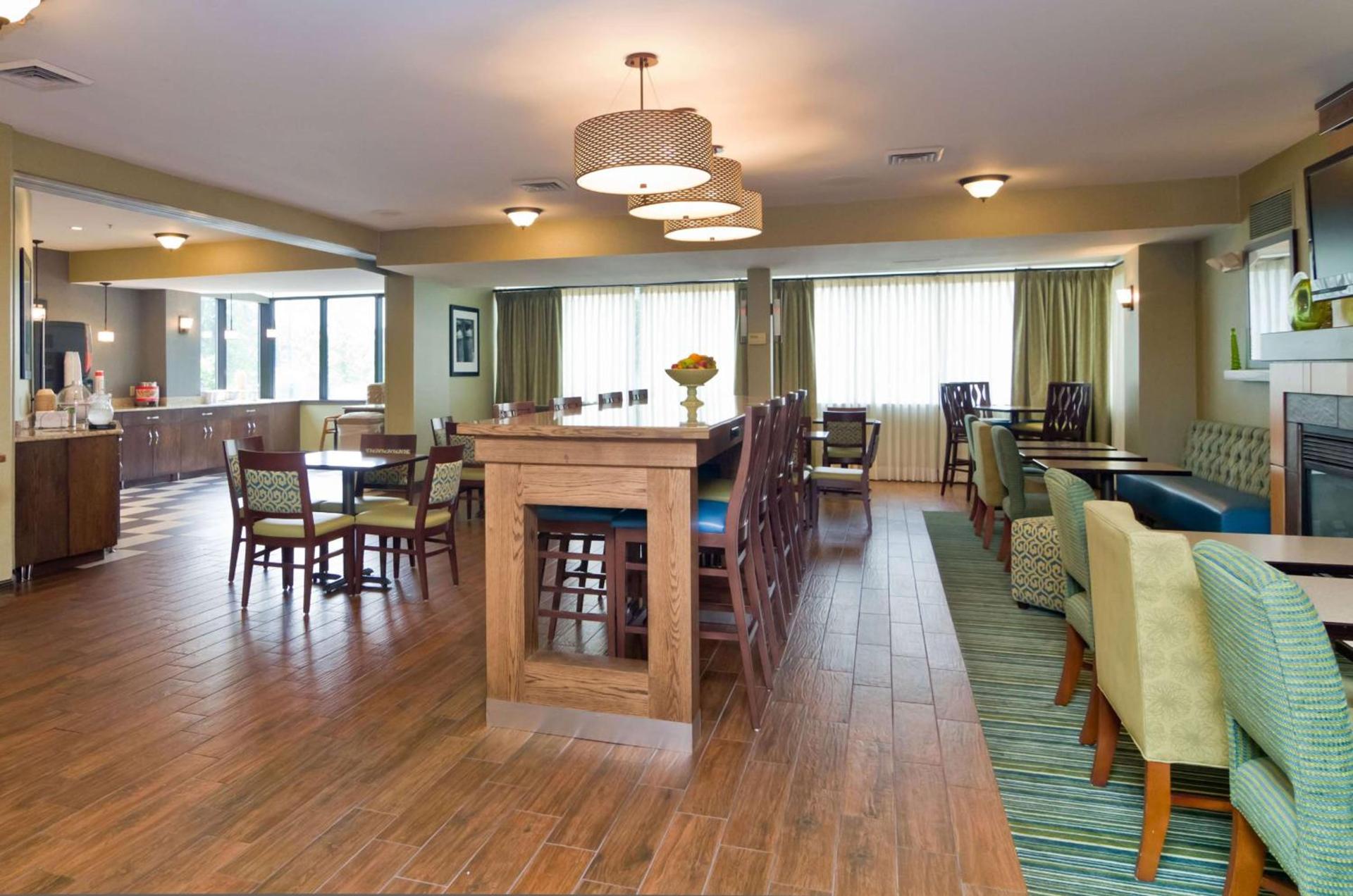 Hampton Inn New Philadelphia photo 4