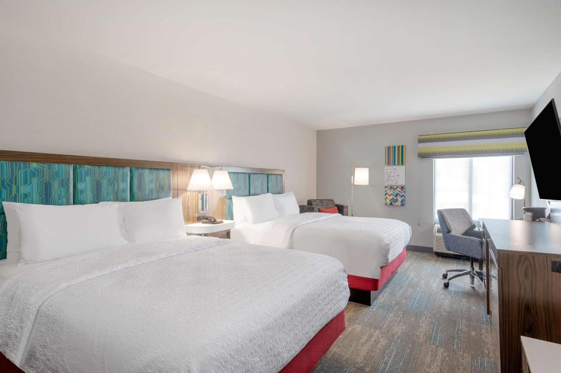 Hampton Inn New Philadelphia photo 30