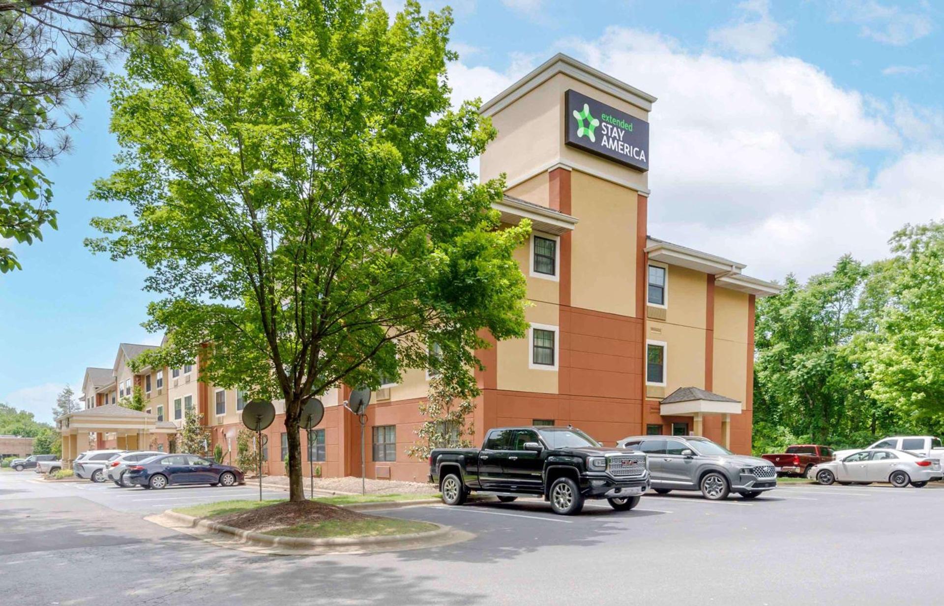 Extended Stay America Suites - Asheville - Tunnel Rd photo 1