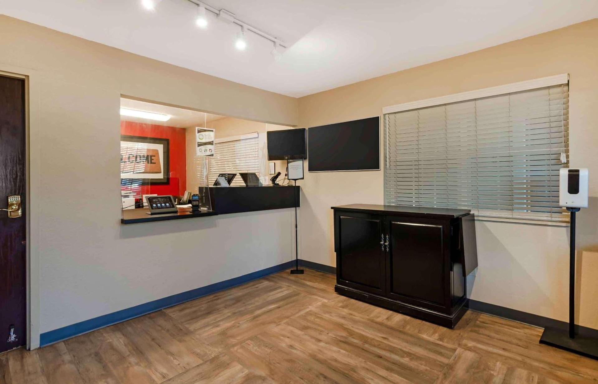Extended Stay America Select Suites - Roanoke - Airport photo 5