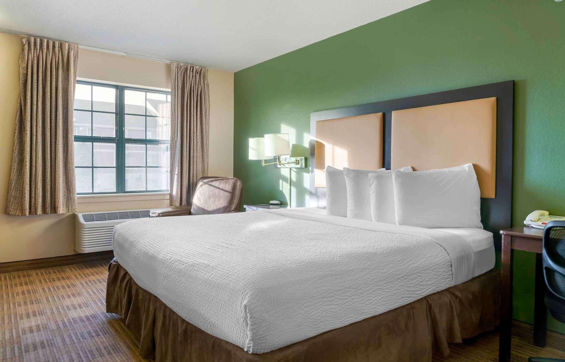 Extended Stay America Select Suites - Detroit - Farmington Hills photo 16