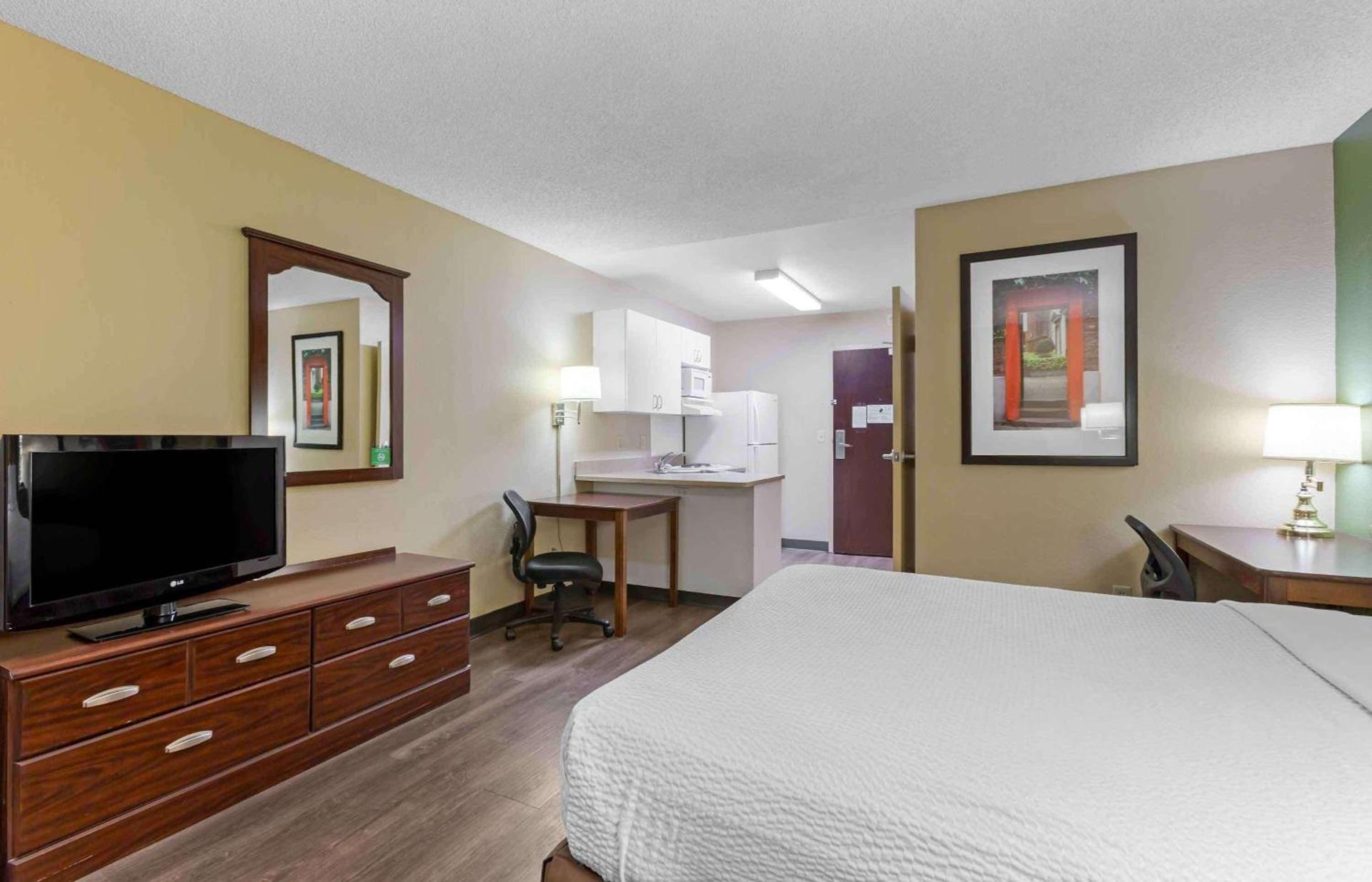 Extended Stay America Suites - Phoenix - Peoria photo 16