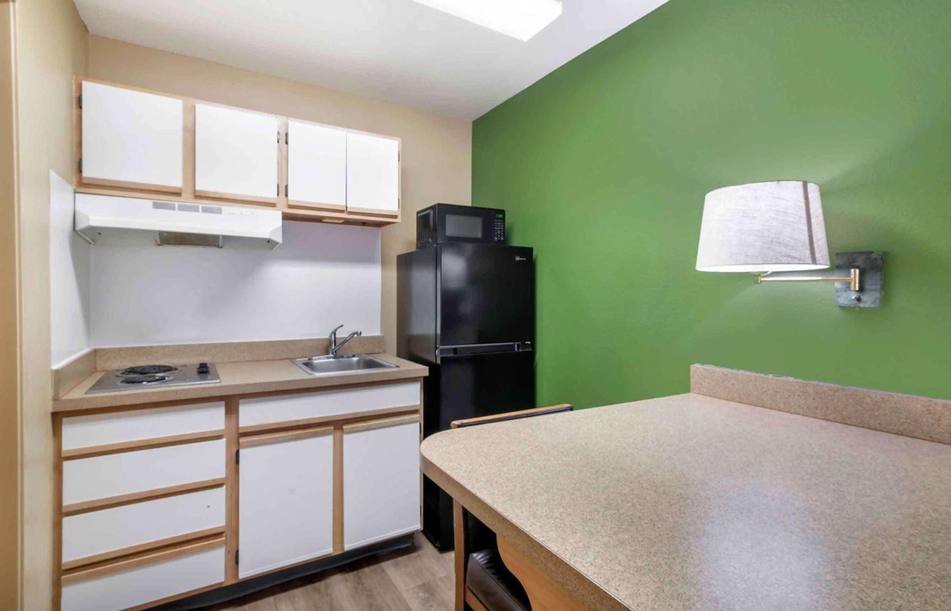 Extended Stay America Suites - Kansas City - Shawnee Mission photo 30
