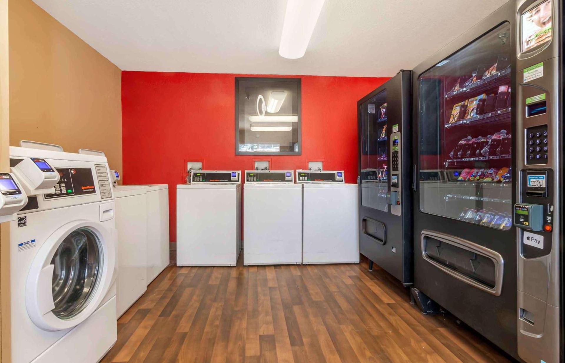 Extended Stay America Suites - Kansas City - Shawnee Mission photo 42