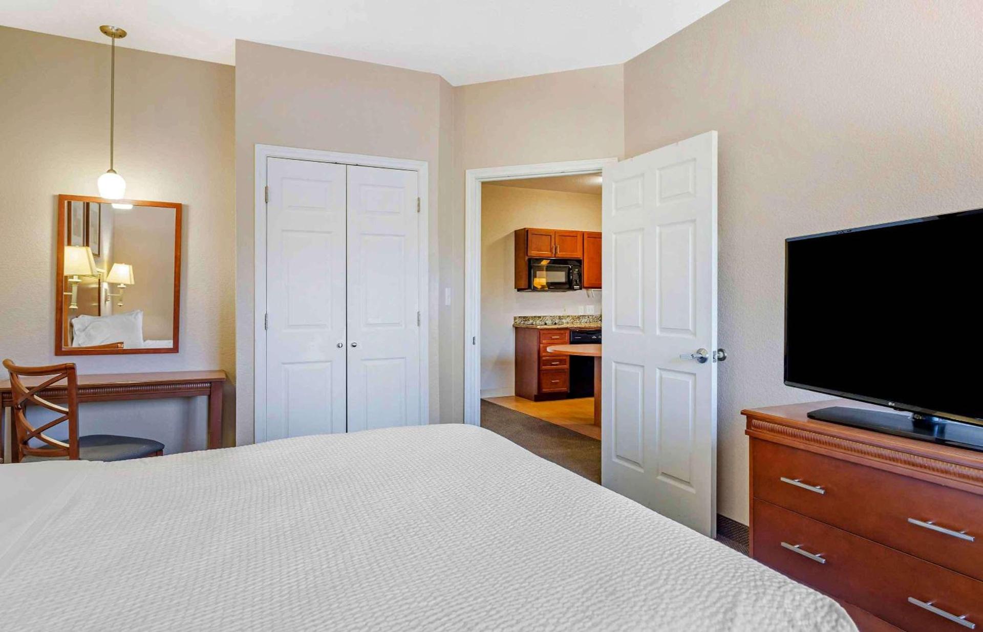 Extended Stay America Suites - Houston - Kingwood photo 15
