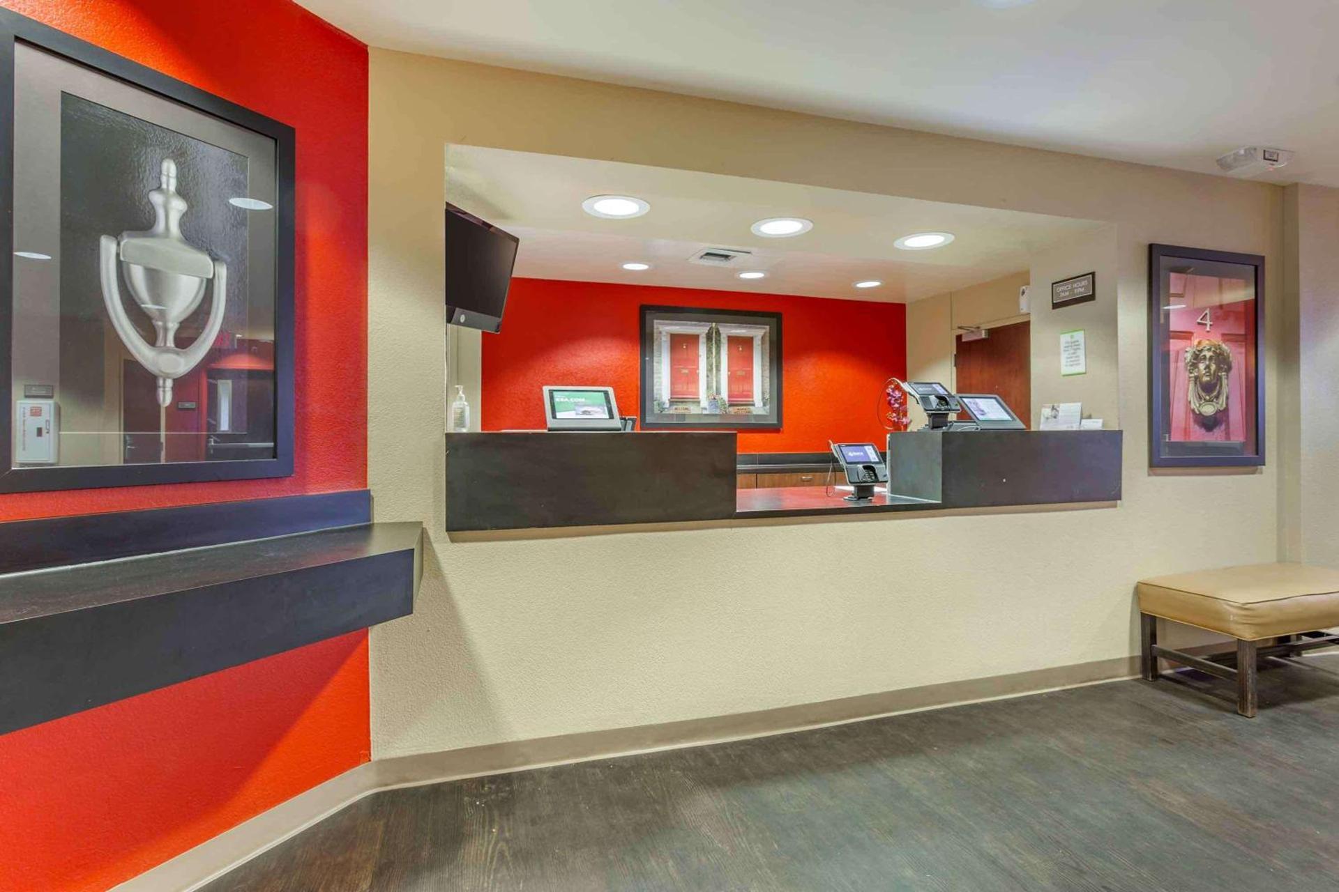 Extended Stay America Select Suites - Phoenix - Deer Valley photo 6