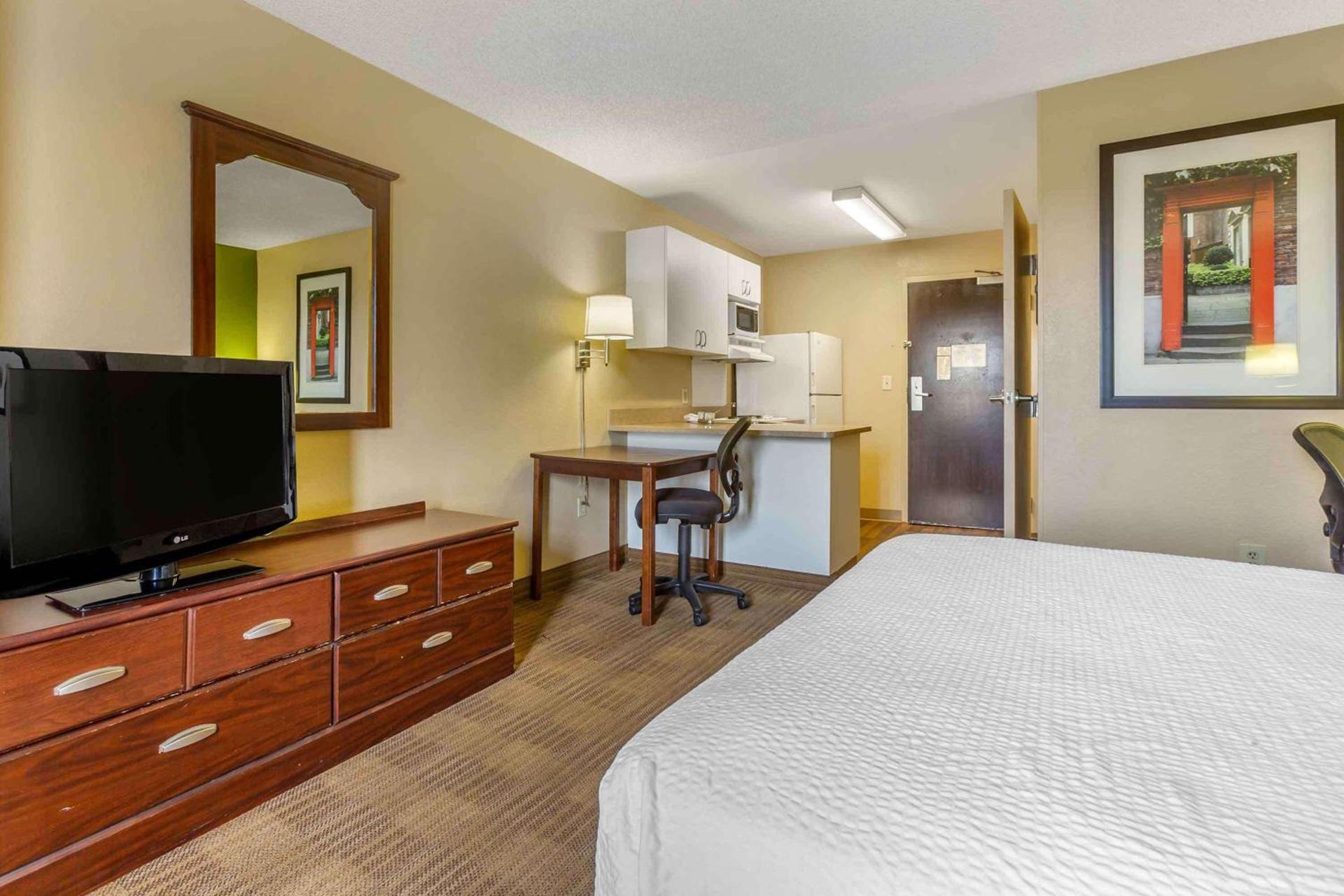 Extended Stay America Select Suites - Phoenix - Deer Valley photo 27