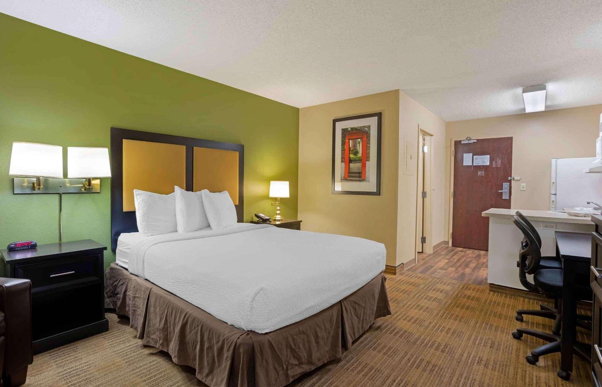 Extended Stay America Select Suites - Springfield - South photo 6