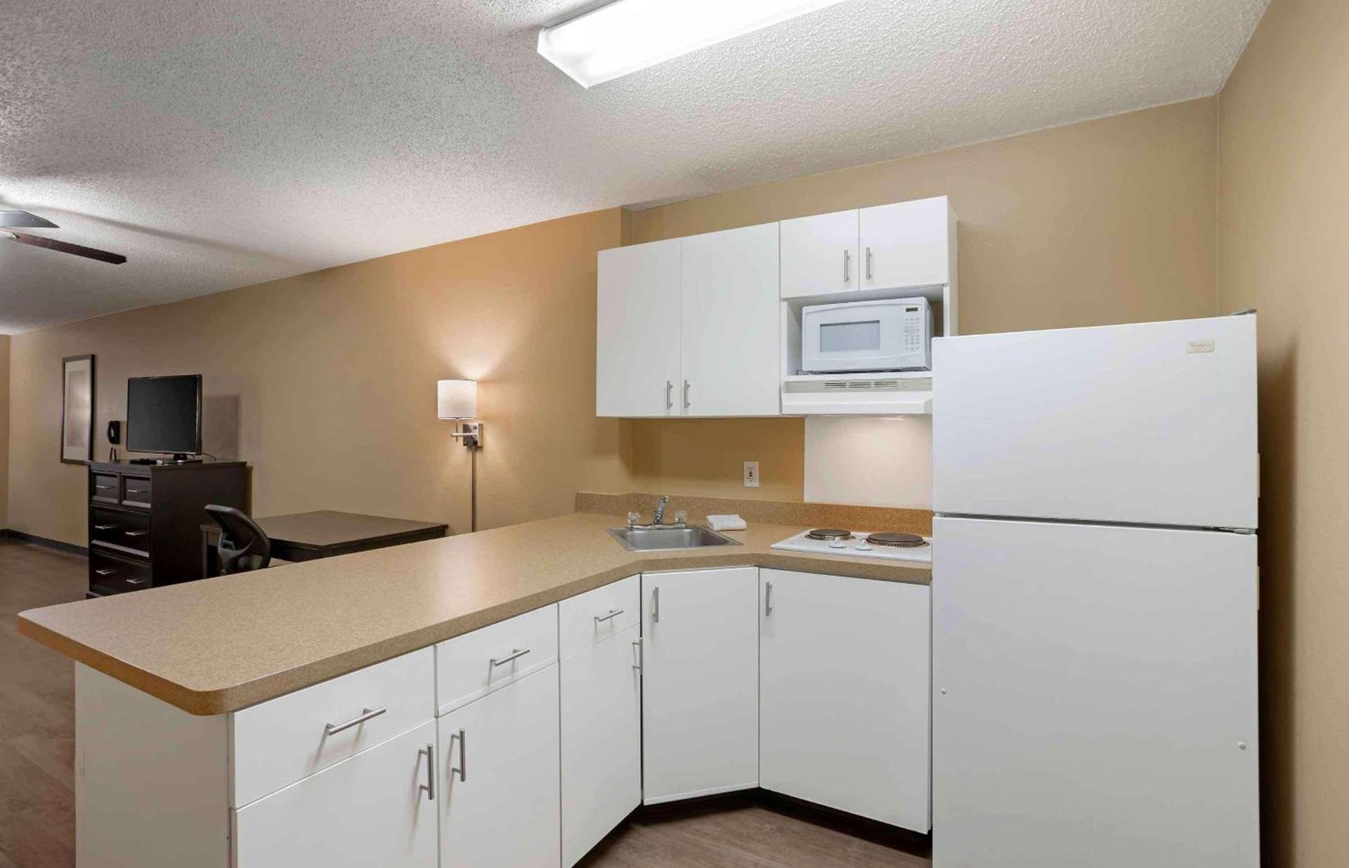 Extended Stay America Select Suites - Springfield - South photo 28