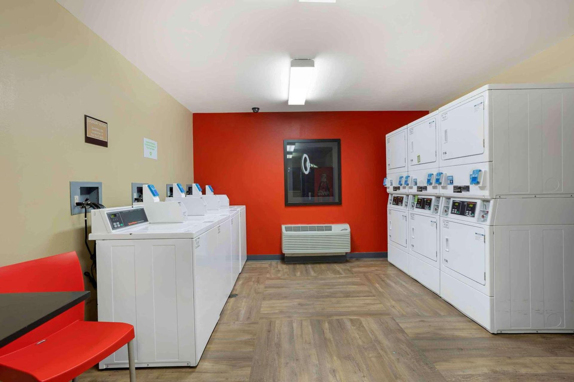 Extended Stay America Select Suites - Springfield - South photo 34