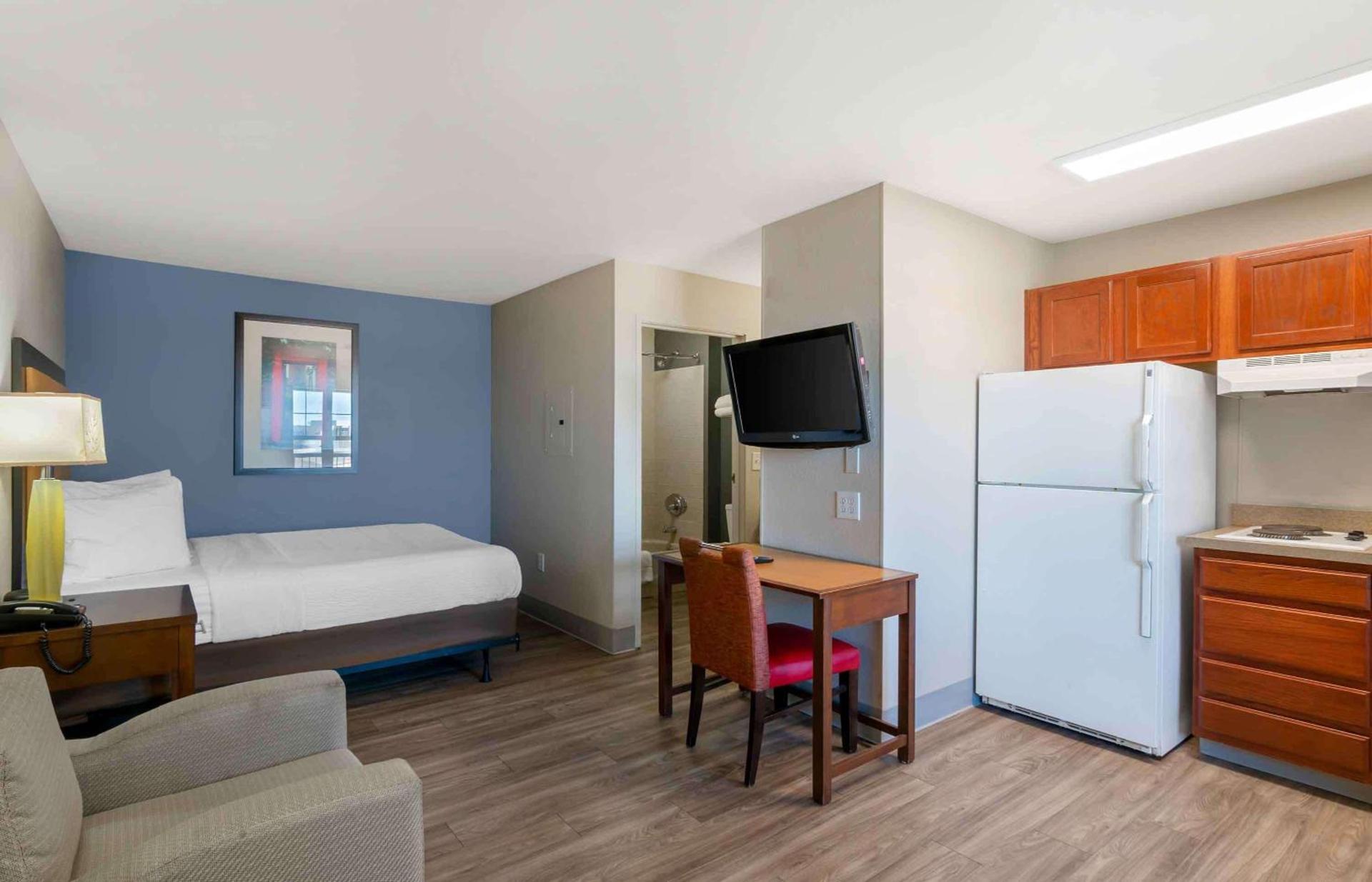 Extended Stay America Suites - Kansas City - Lenexa - 87th St photo 16
