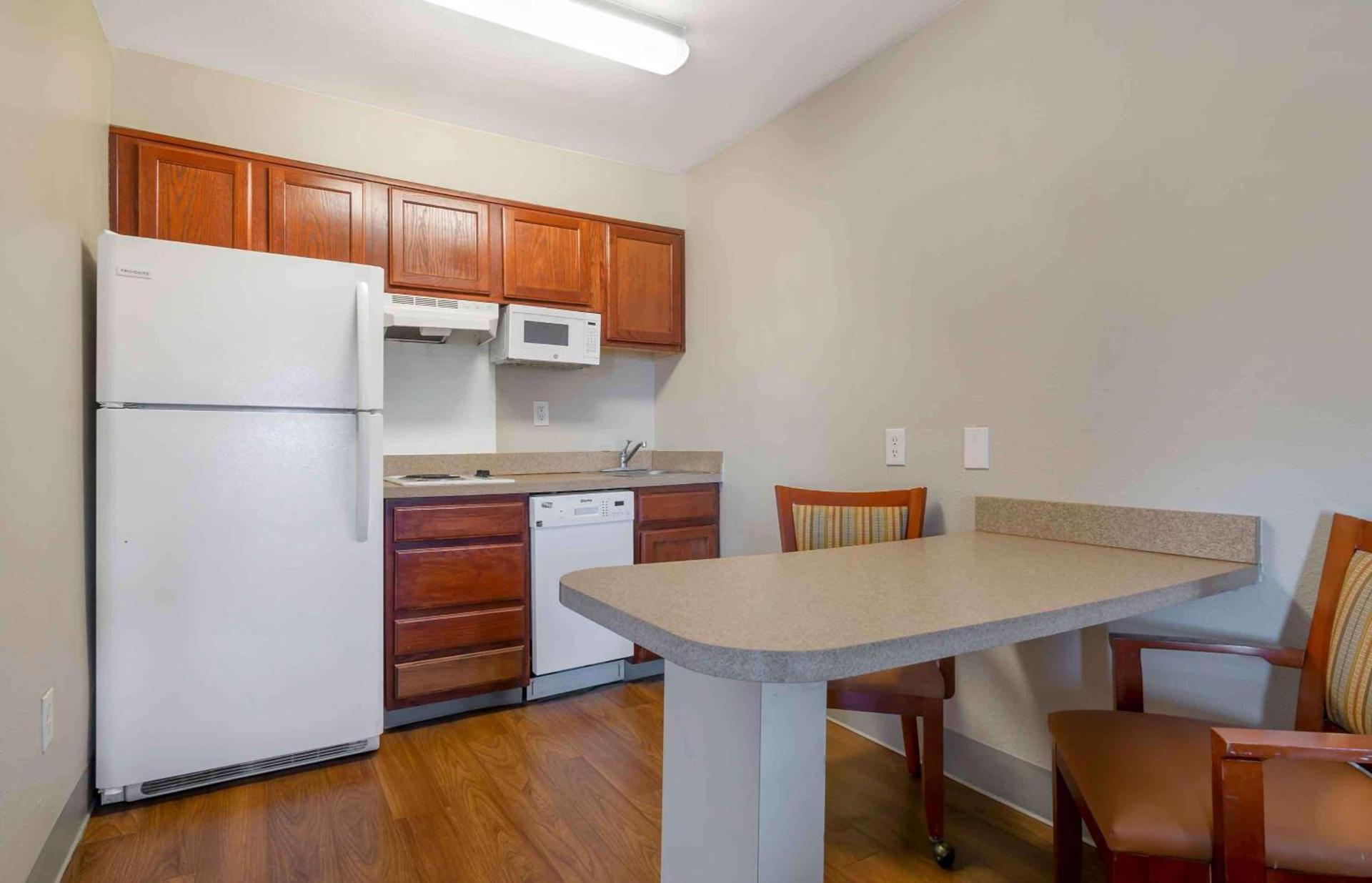 Extended Stay America Suites - Kansas City - Lenexa - 87th St photo 26