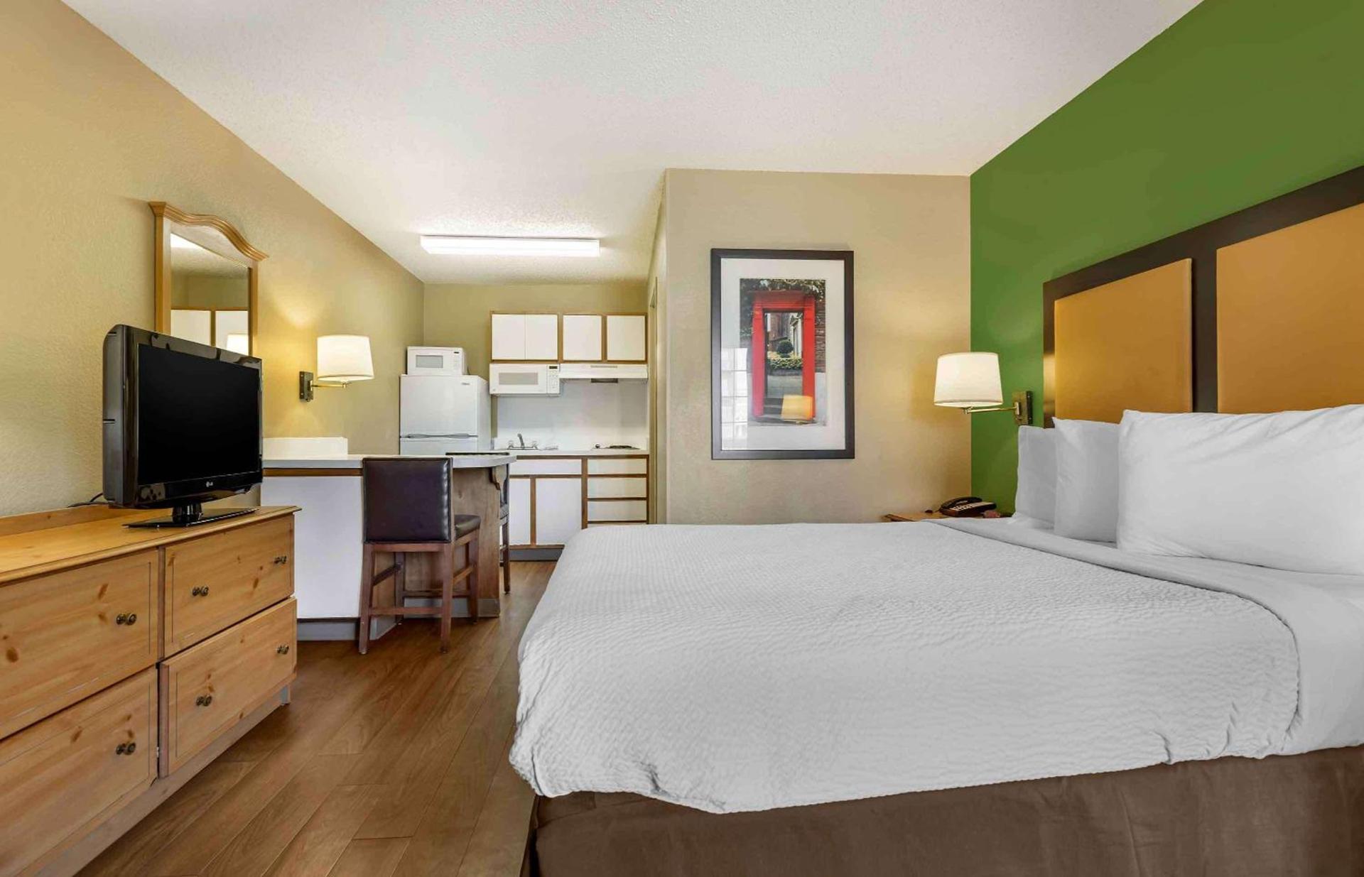 Extended Stay America Suites - Denver - Tech Center South - Inverness photo 16