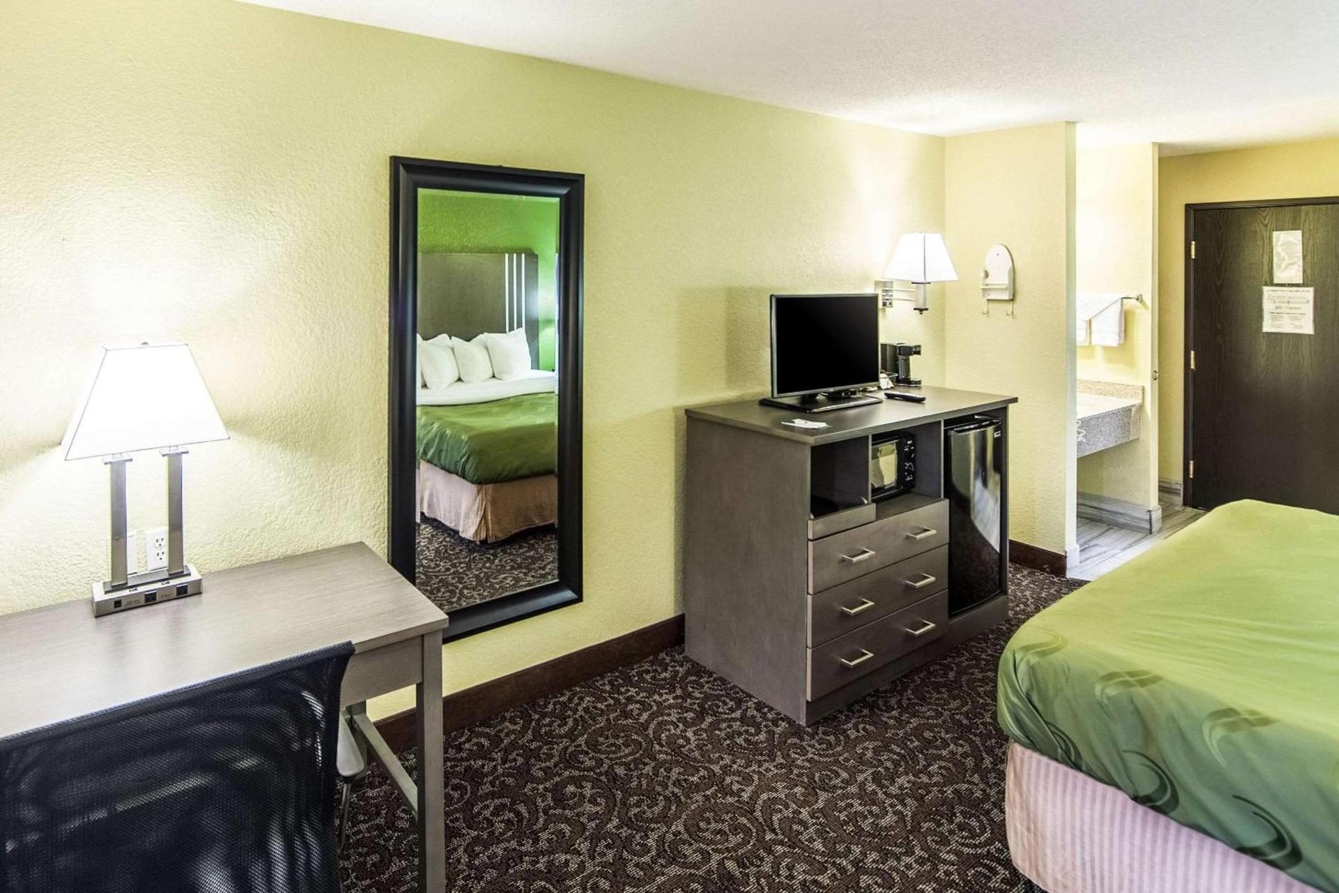 Quality Inn Decatur near US-224 photo 23