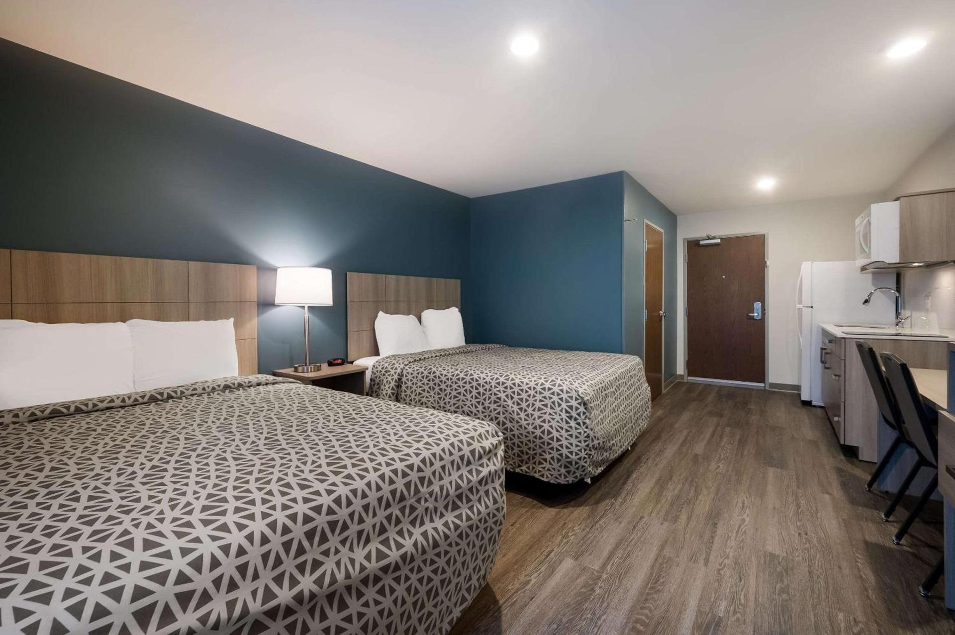 WoodSpring Suites Wixom - Novi photo 19