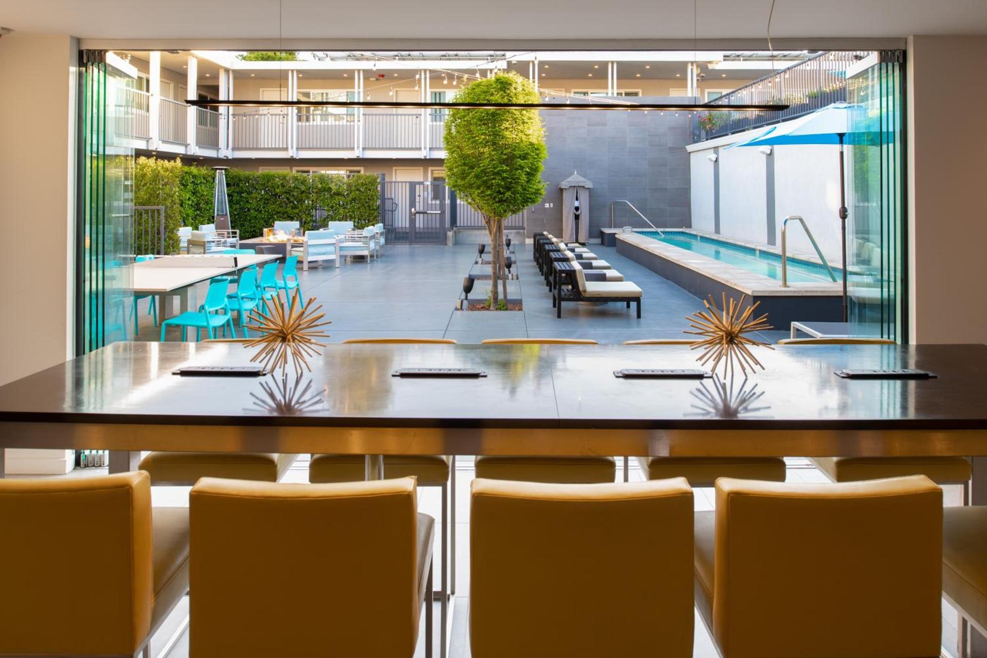 Hotel Lucent photo 27