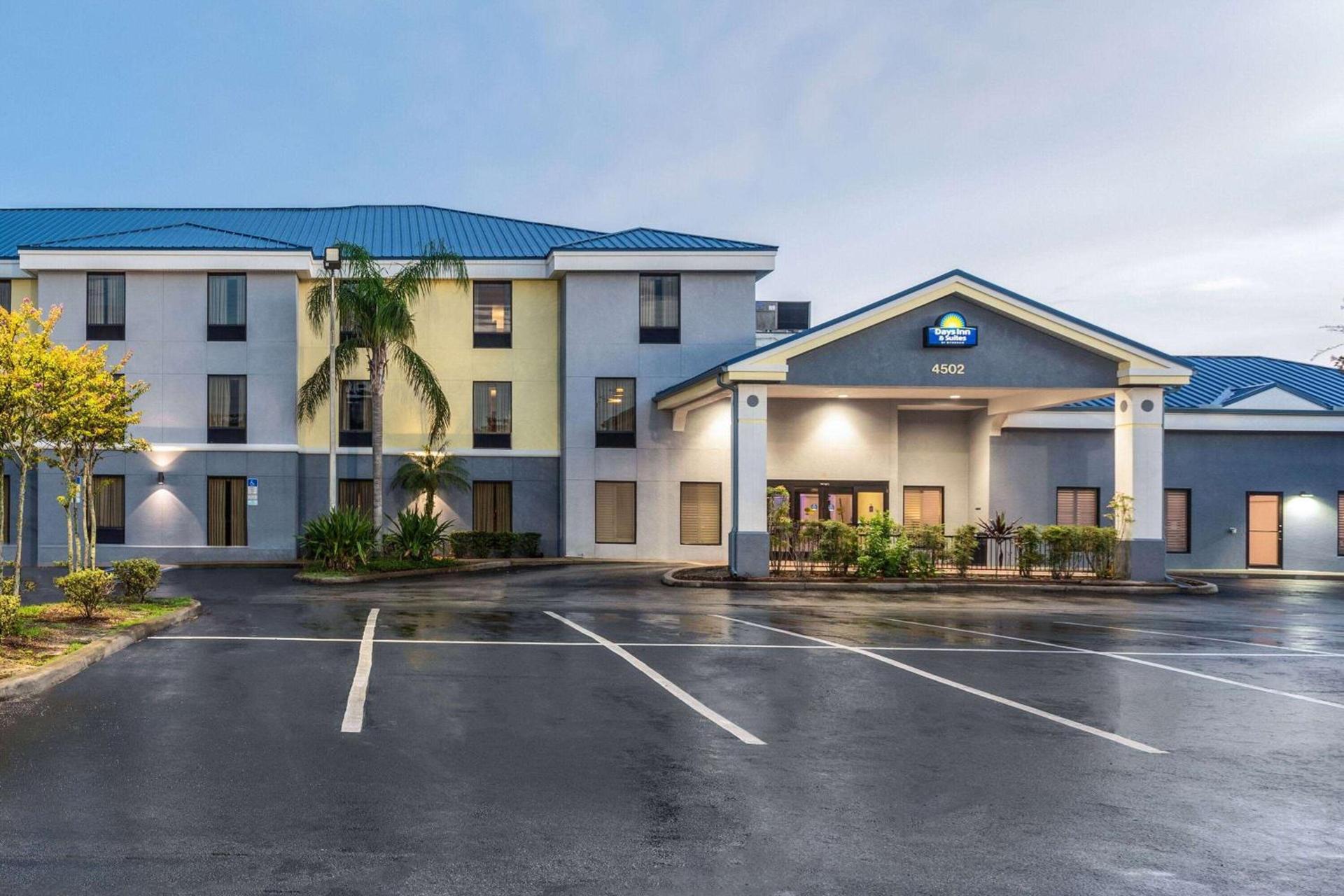 Days Inn & Suites by Wyndham Lakeland photo 3