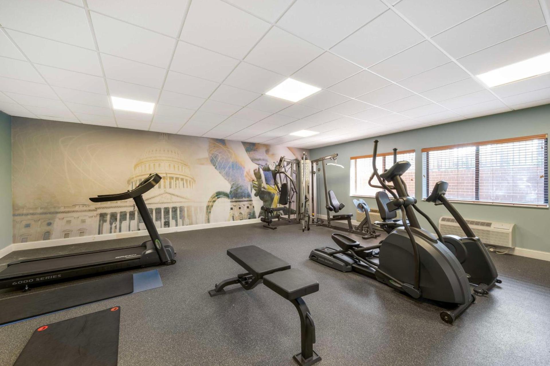 Best Western Plus Alexandria Fort Belvoir photo 40