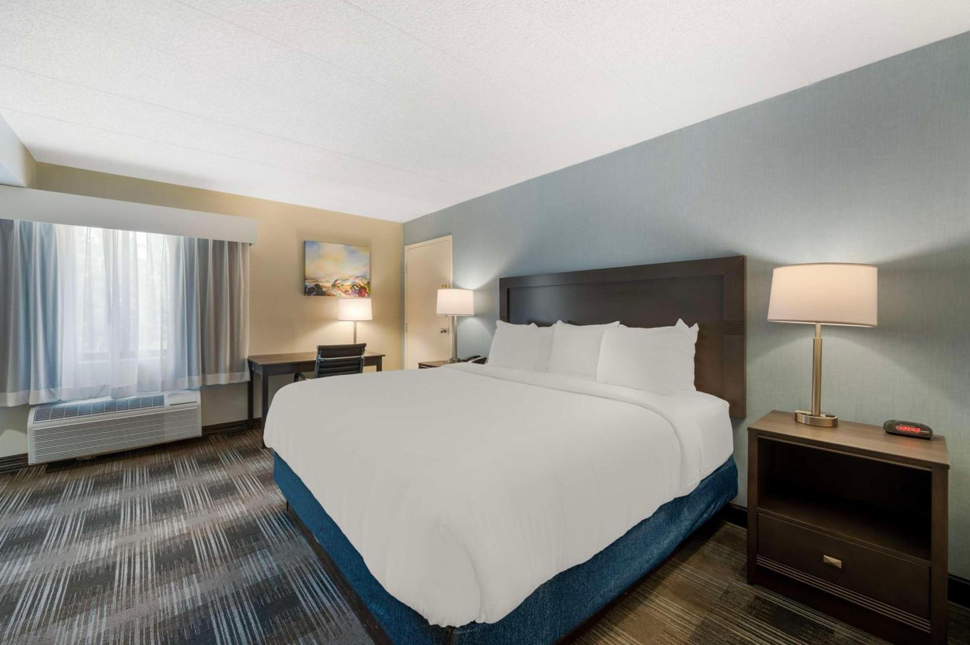 Best Western Plus Alexandria Fort Belvoir photo 4