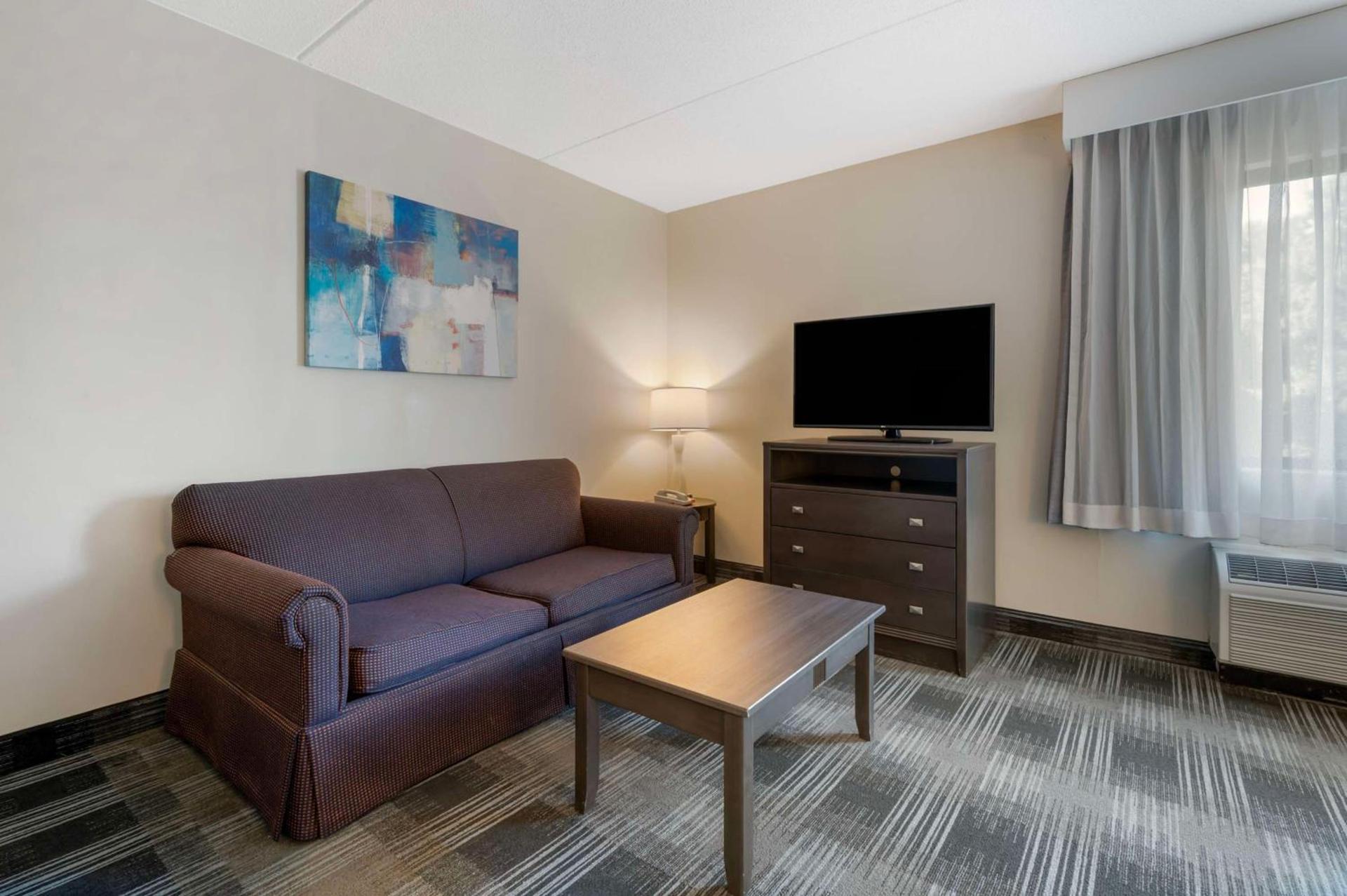 Best Western Plus Alexandria Fort Belvoir photo 5